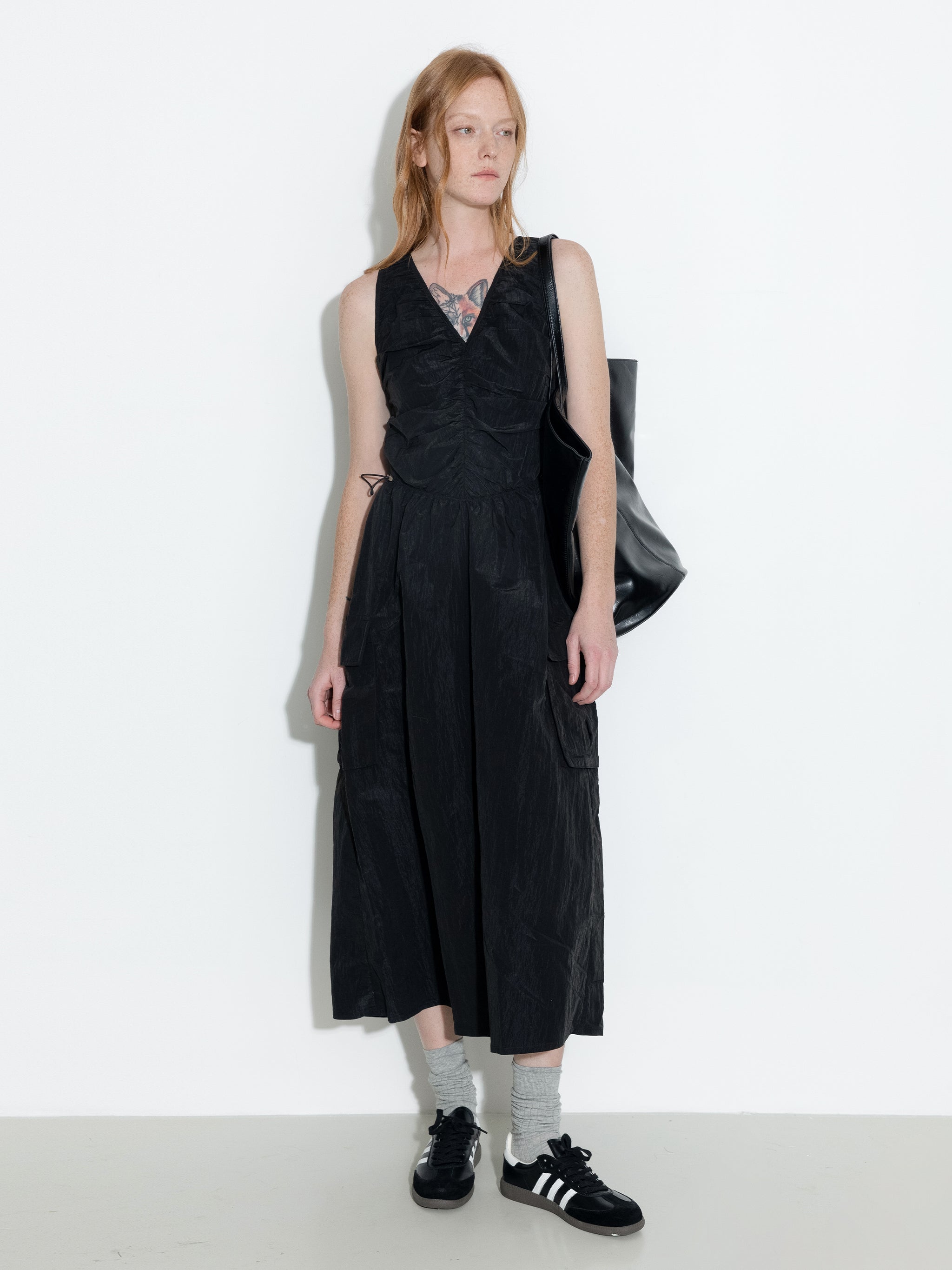 Drawstring Pleated V-Neck Sleeveless Dress-7