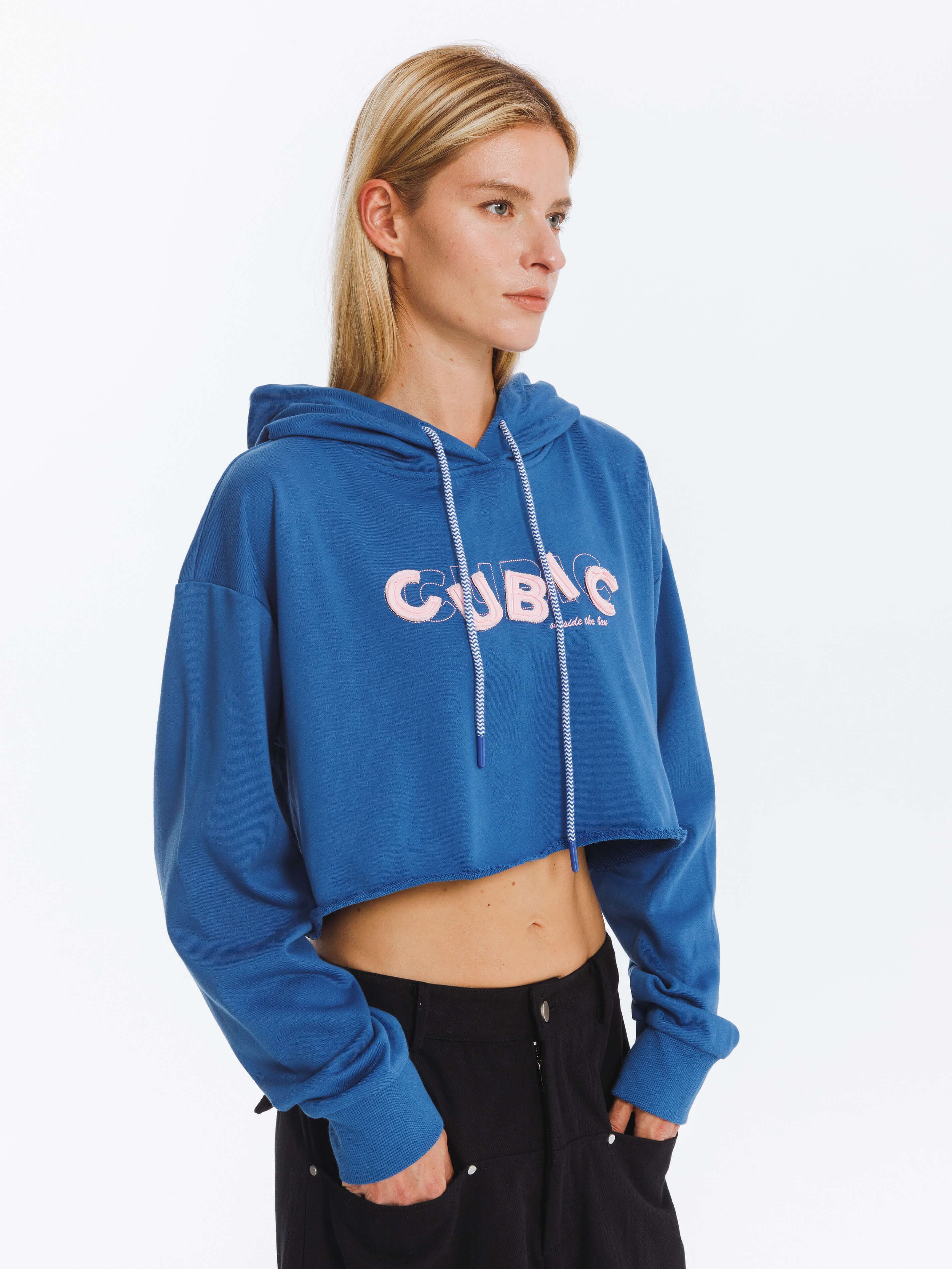 CUBIC Print Hooded Cropped Sweatshirt-8