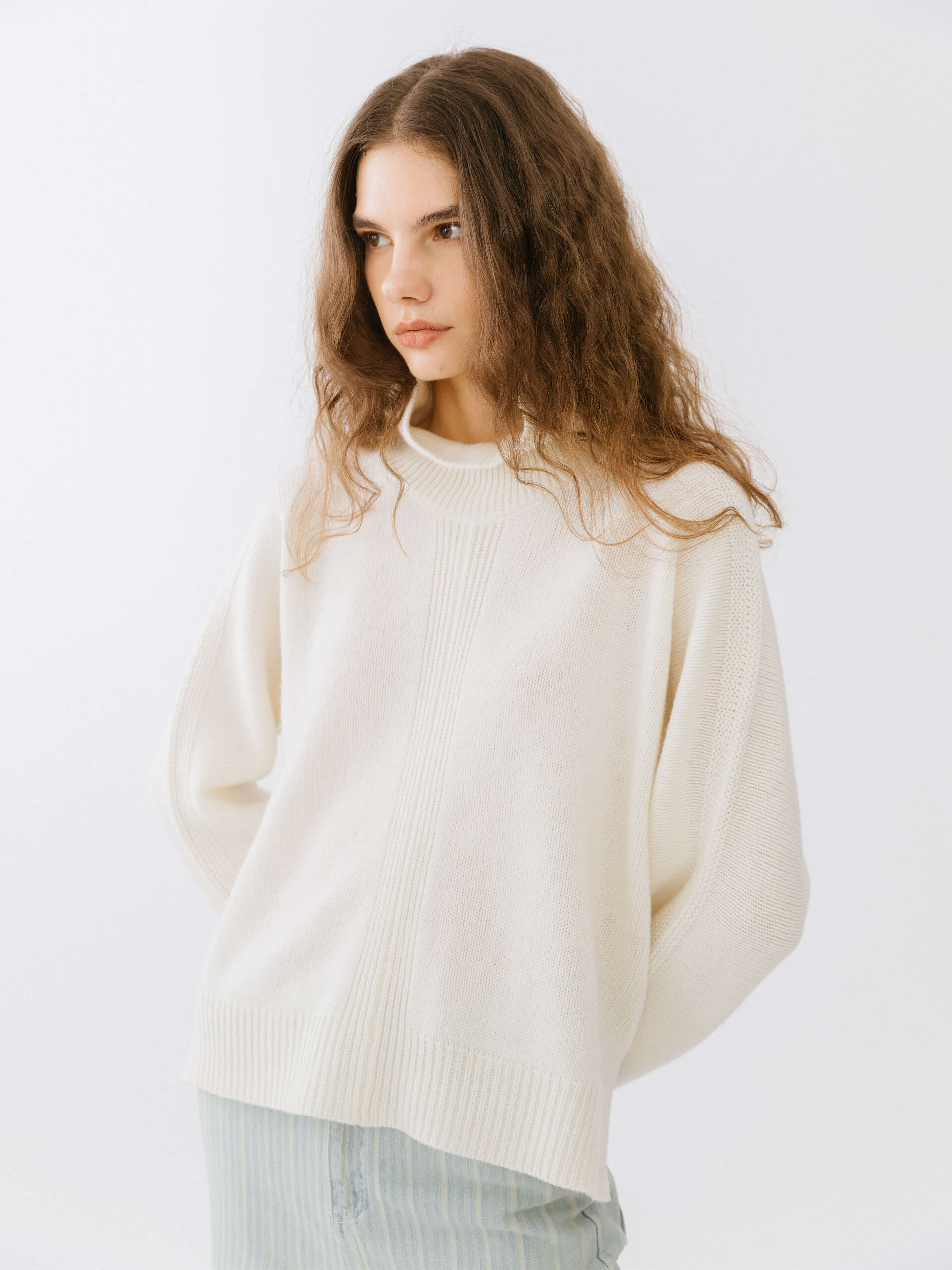 High Neck Sheep Wool Sweater-7