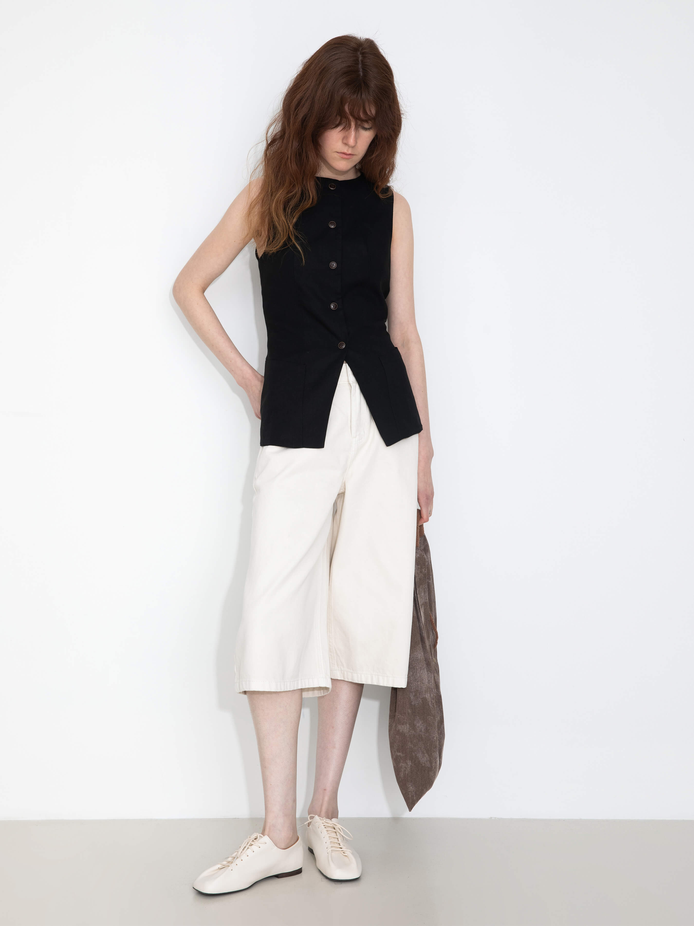 Fitted Buttoned Round Neck Vest-11