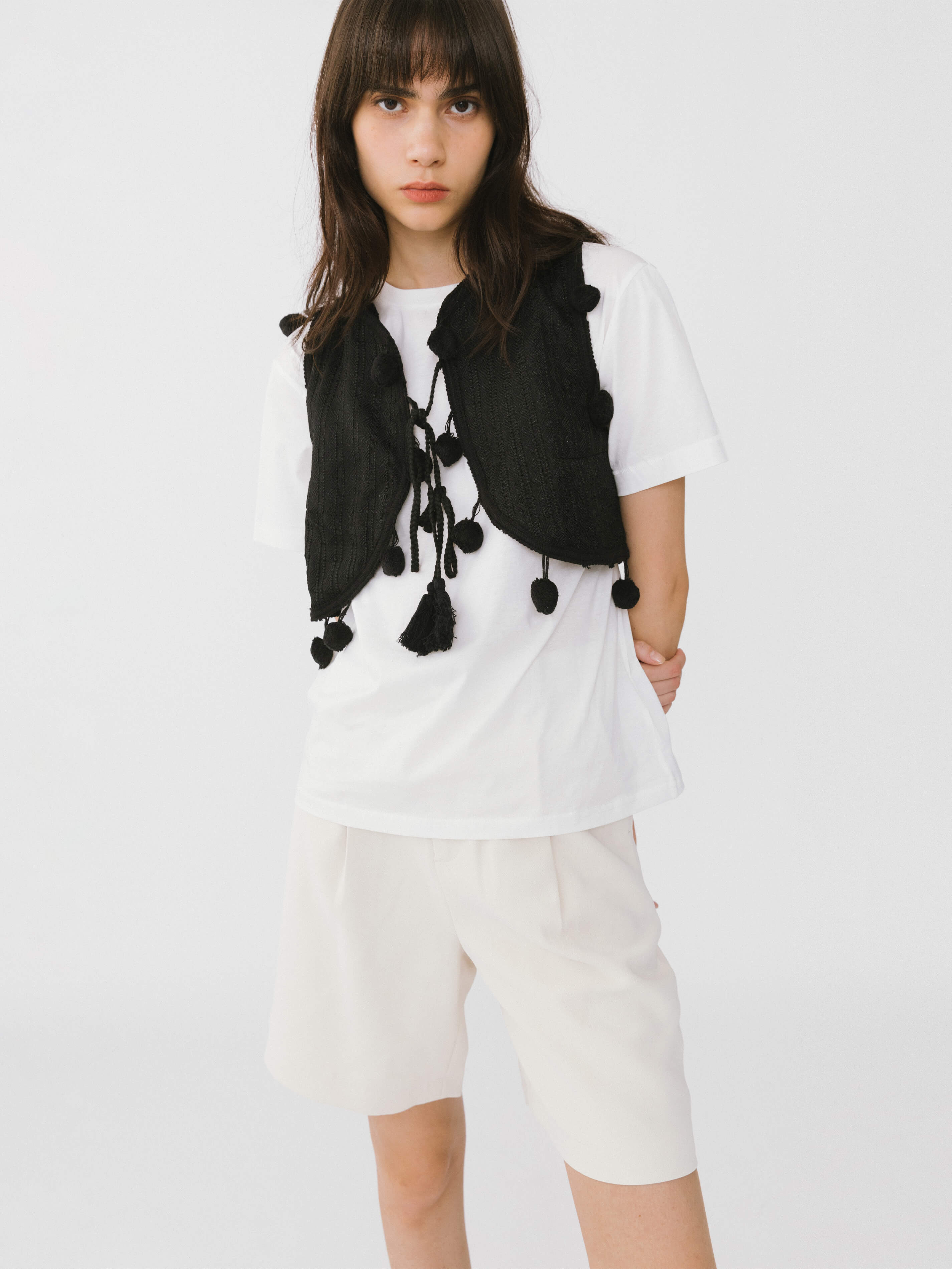 Asymmetric Cut Out Tailored Shorts-7