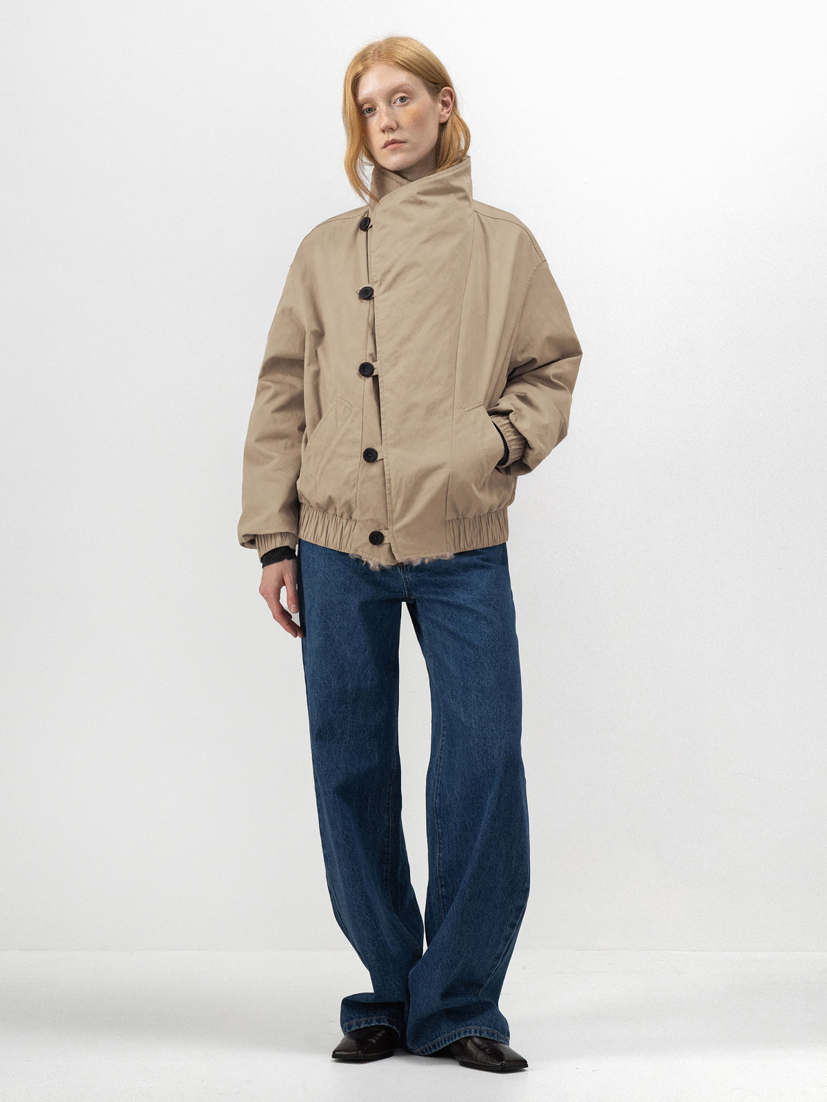 CUBIC Oversized Faux-Fur Collar Down Jacket-7