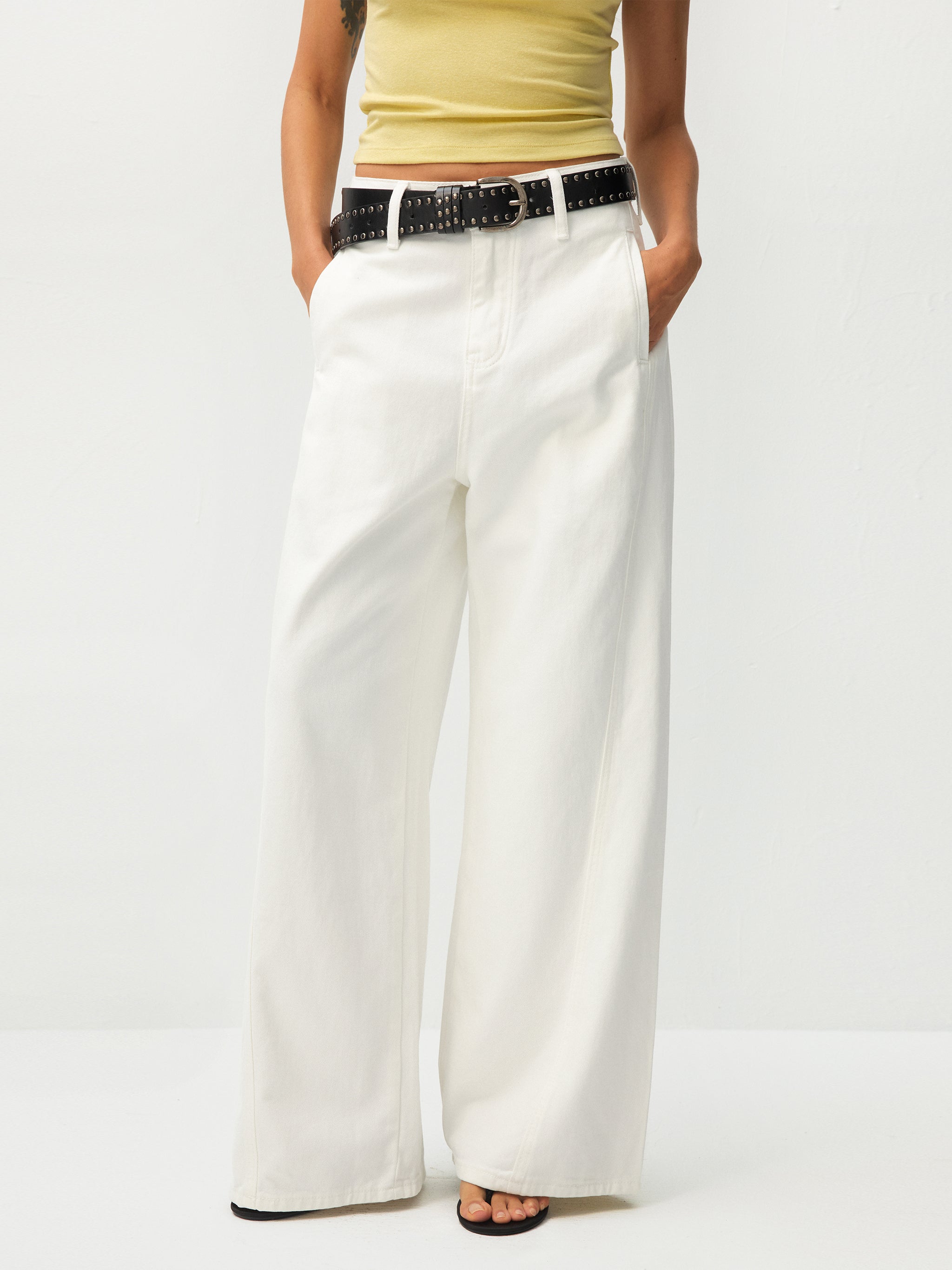 CUBIC Minimalist Wide-Leg Trousers-16