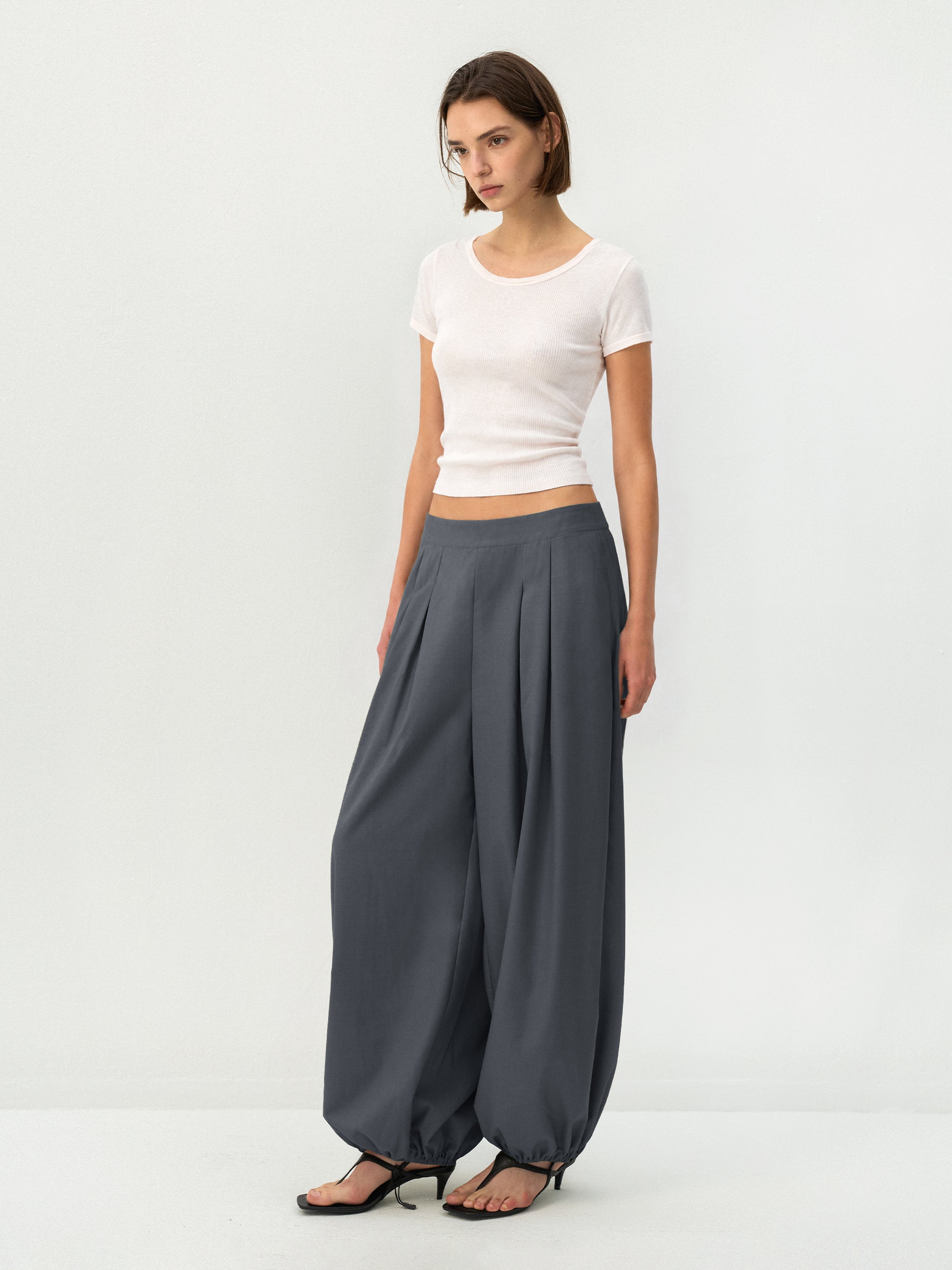 CUBIC Pleated Balloon Pants-7