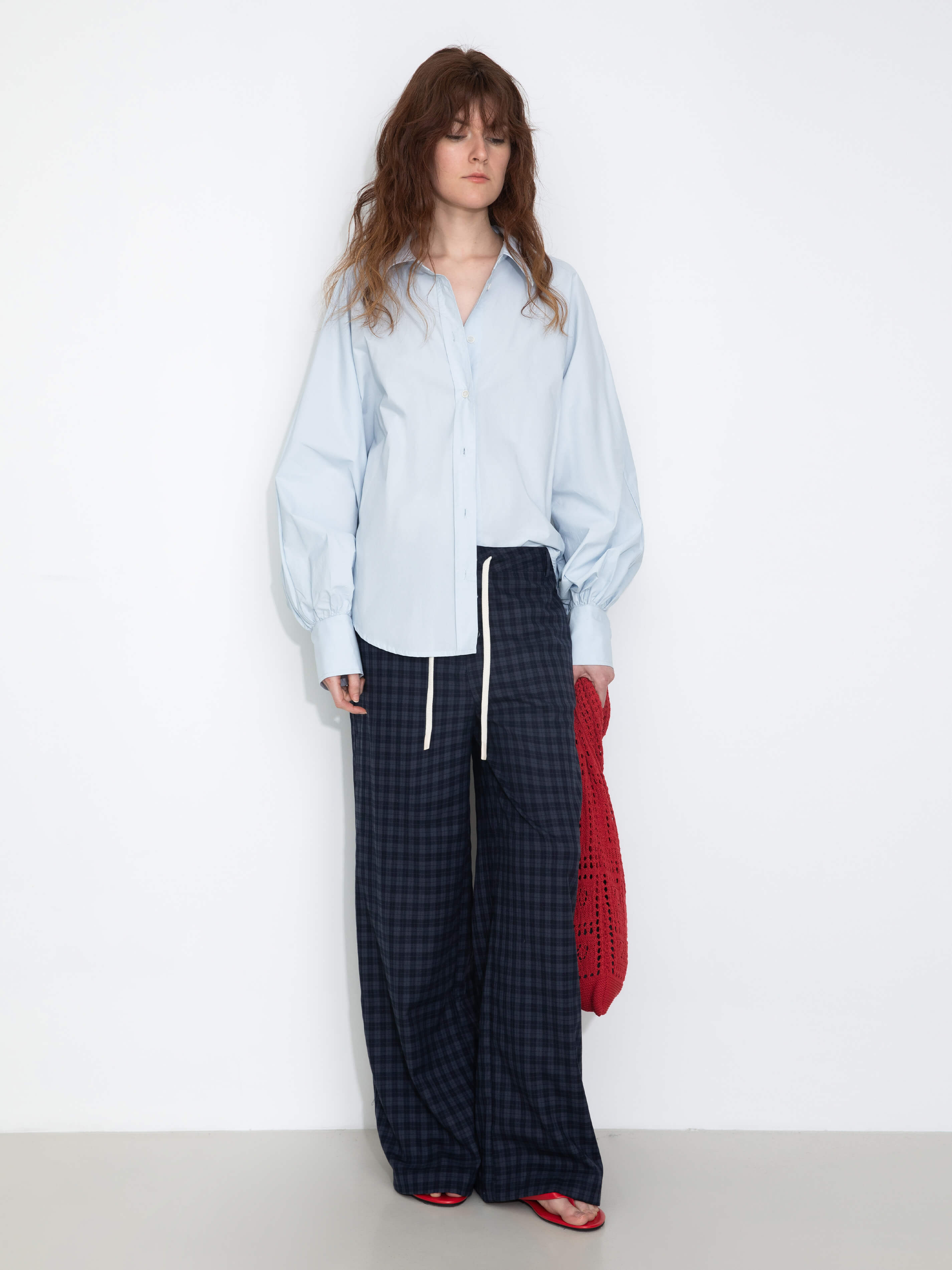 100% Cotton Oversized Balloon Sleeve Backless Tie Shirt-8