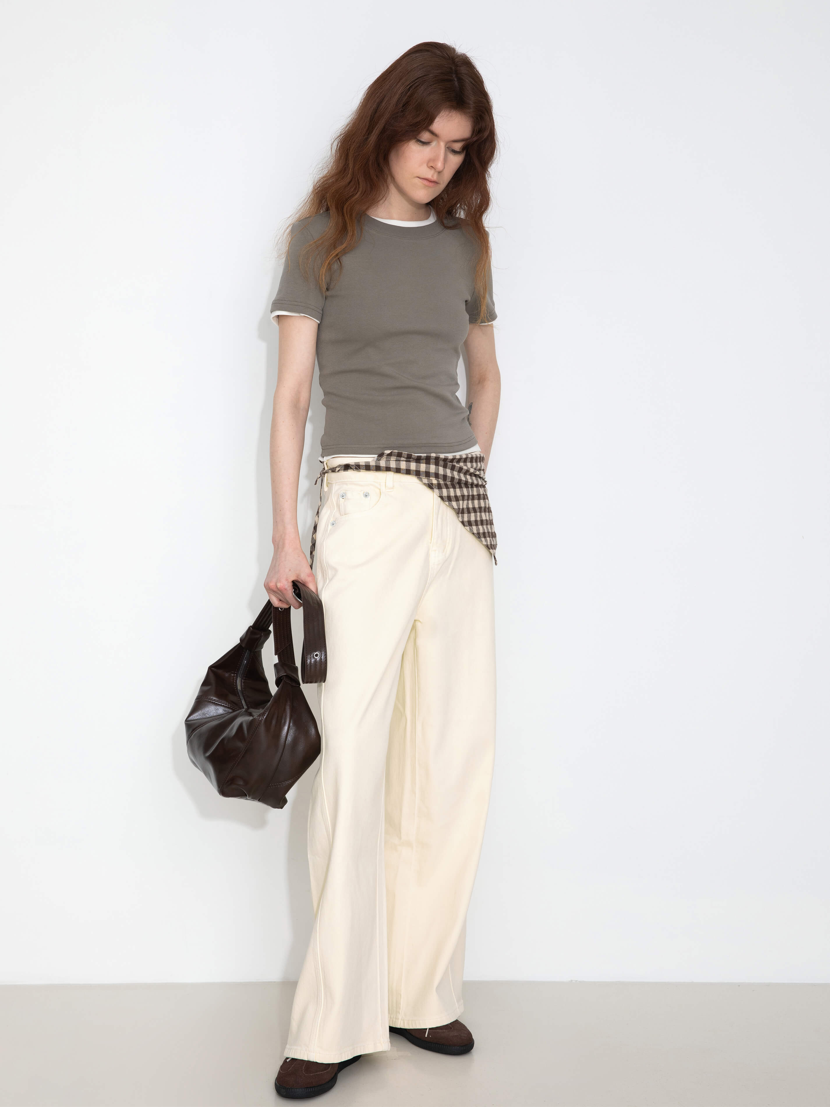 High-Waisted Wide-Leg Straight Jeans-8