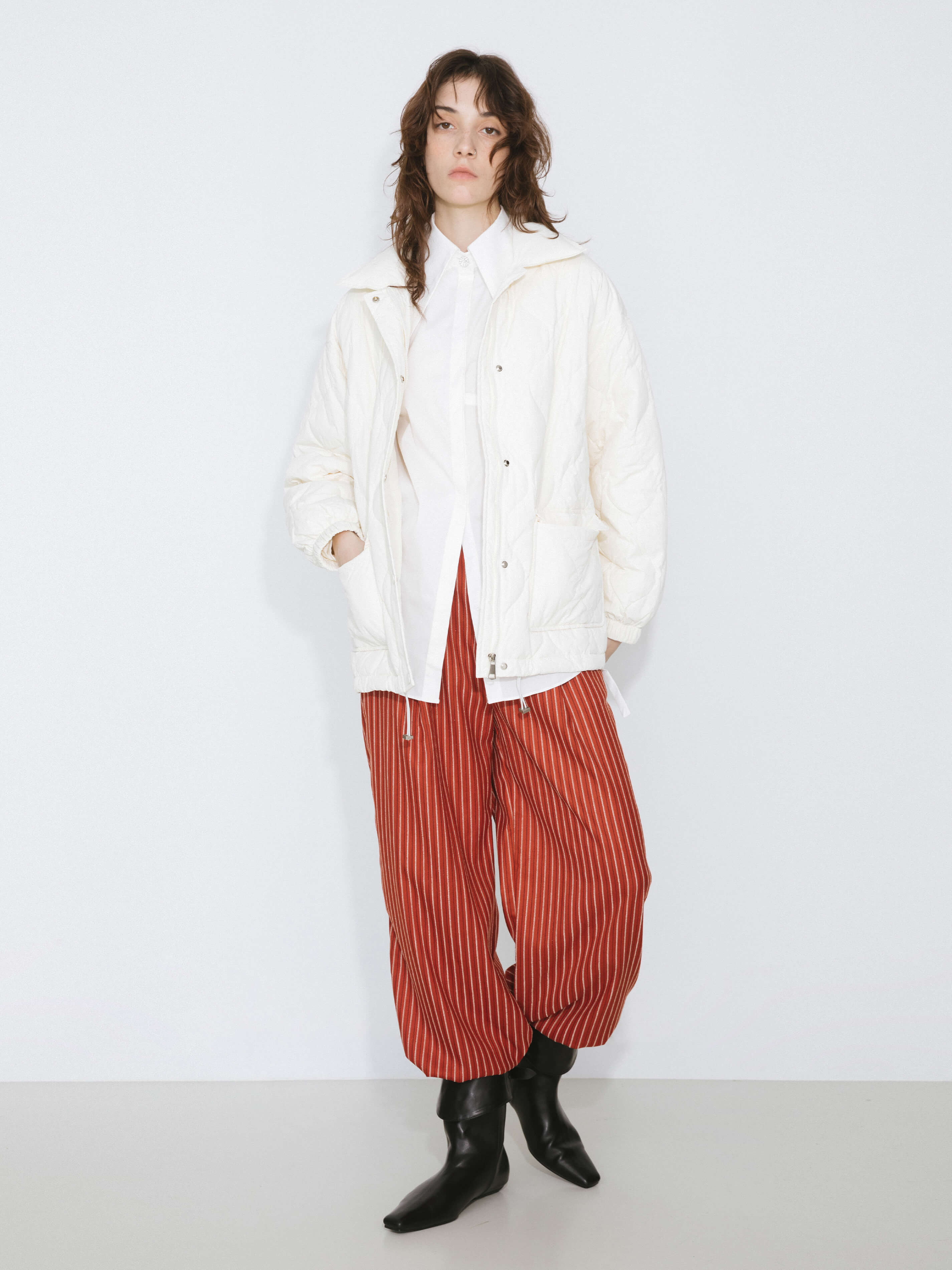 Diamond Padded Short Puffer Jacket-7