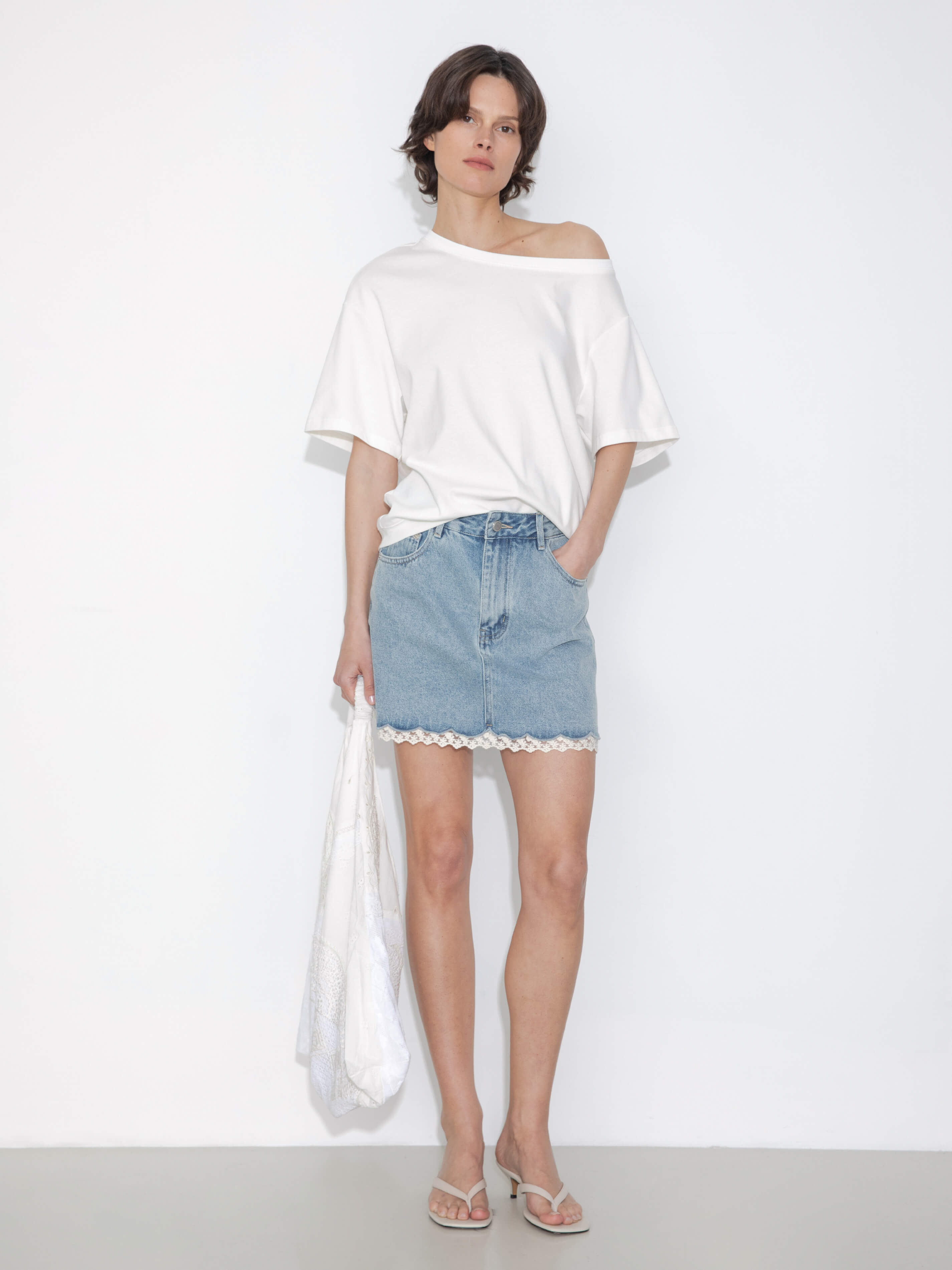 C by CUBIC Embroidered Off-Shoulder T-Shirt-8