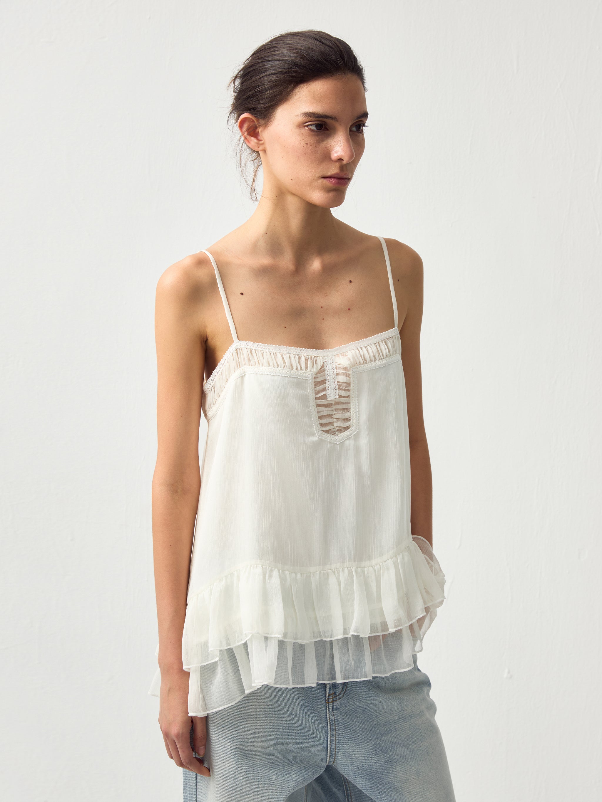 CUBIC Lace V-Neck Ruffle Floral Camisole-8