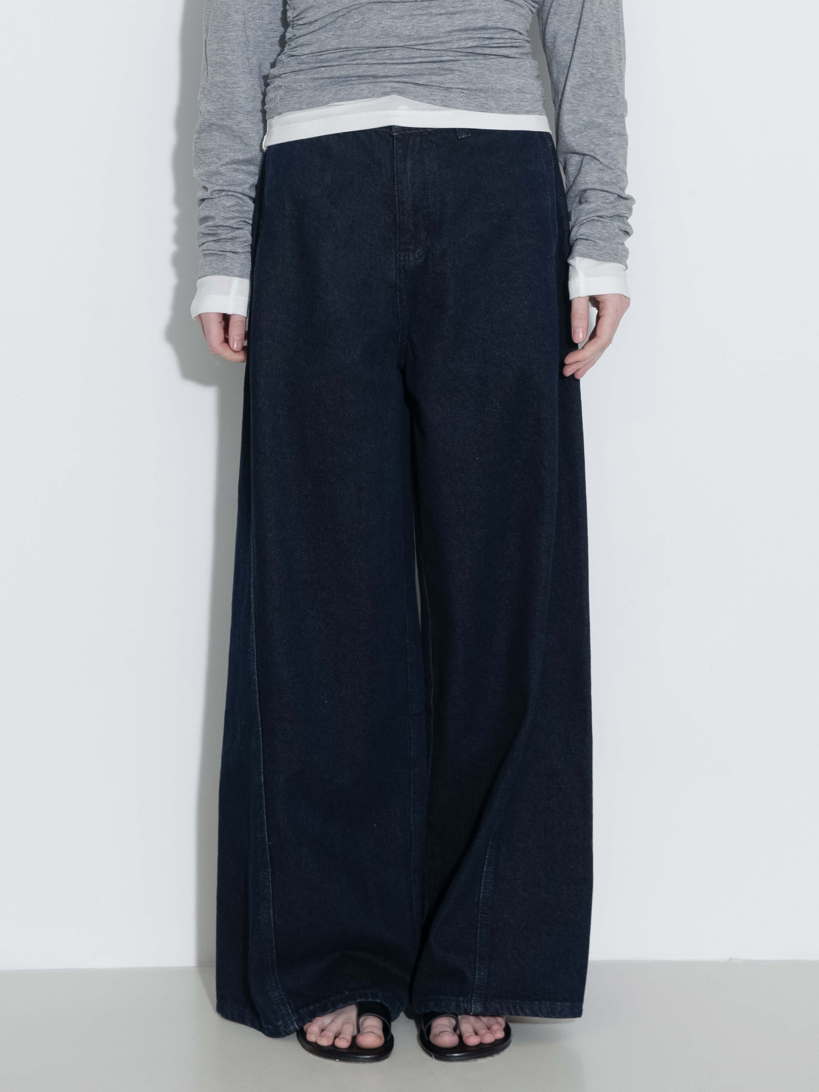Straight Wide Leg Denim Jeans-9