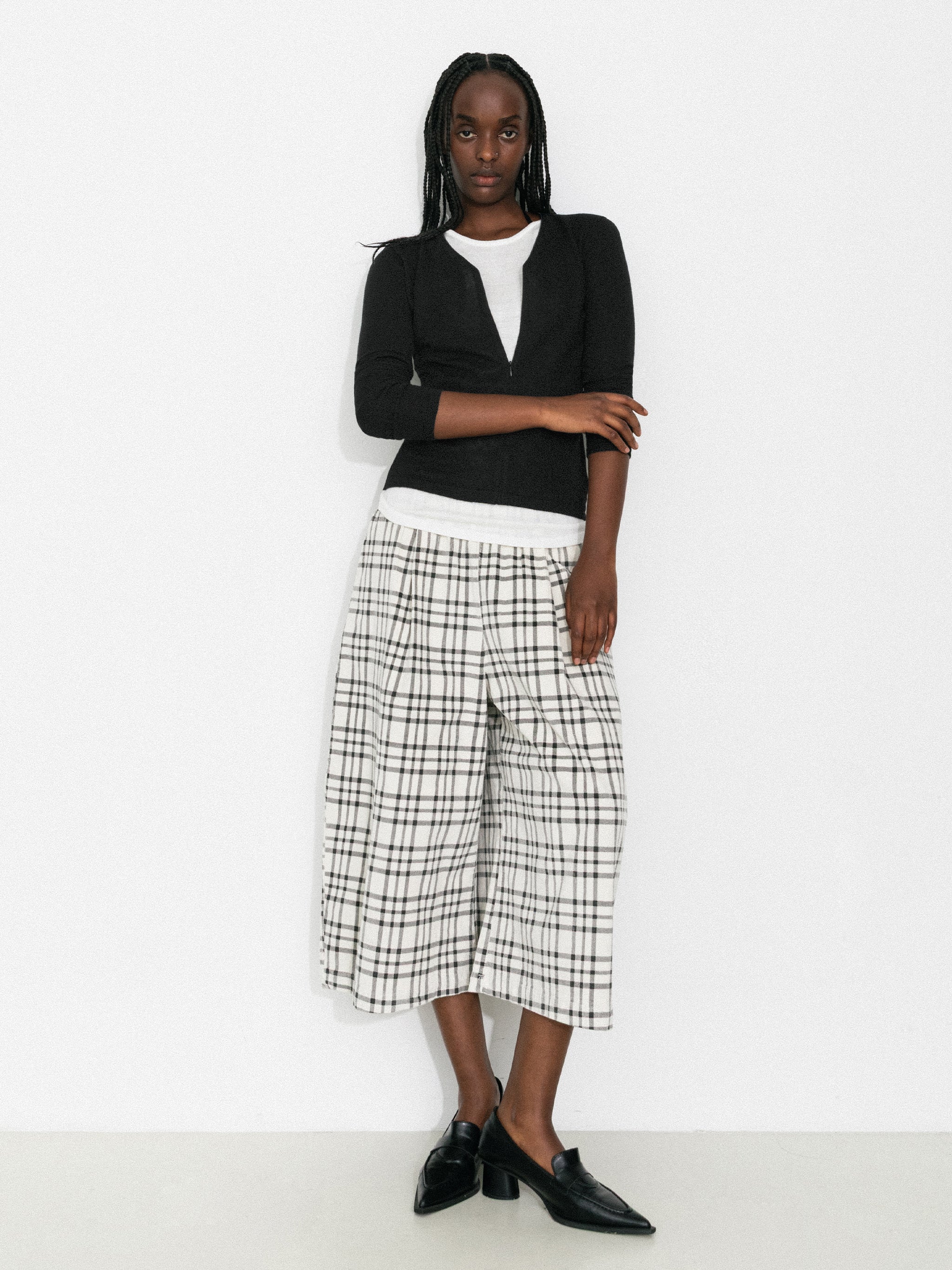Casual Faux-Layer Knit Top-8