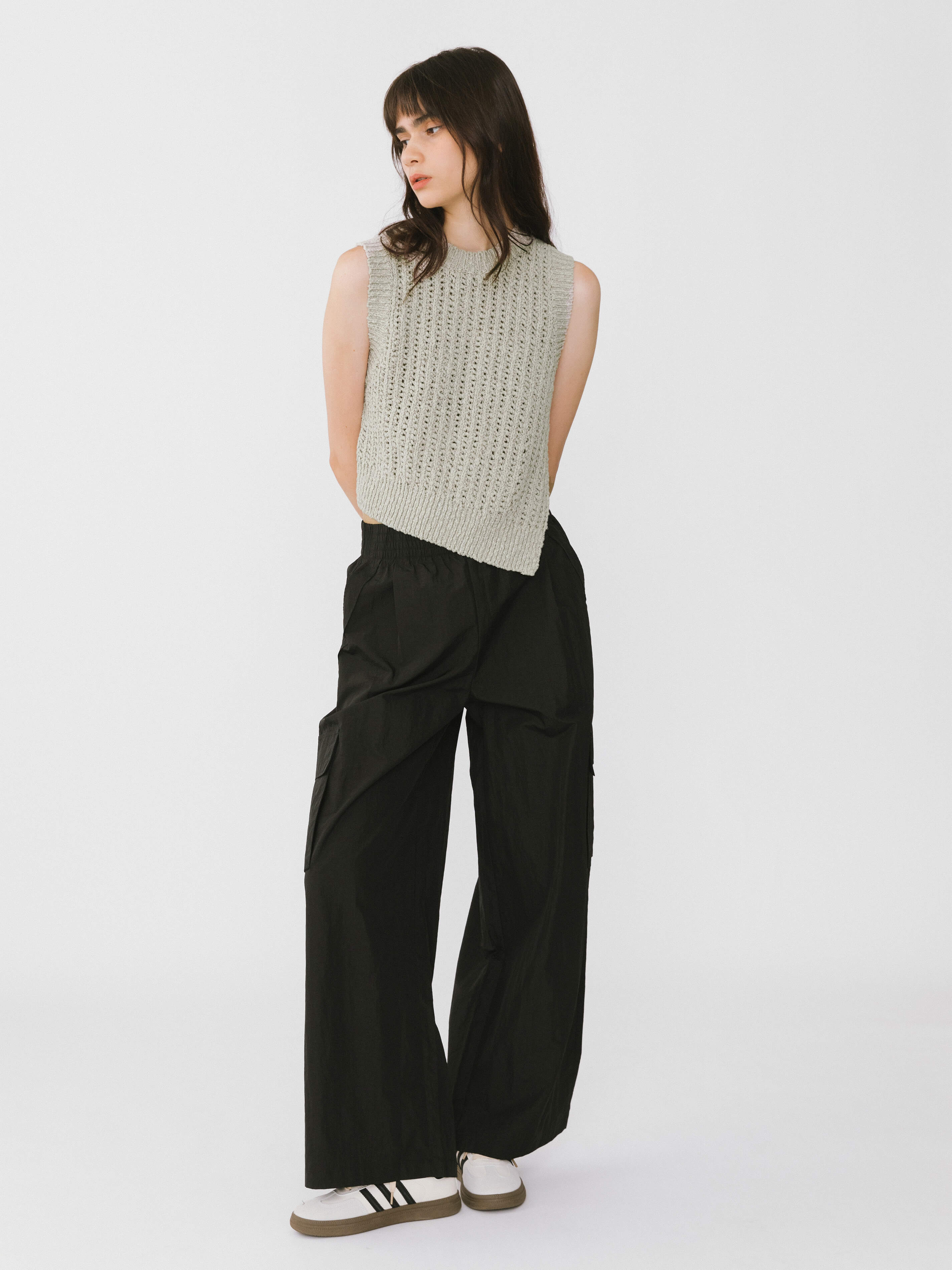 Cropped Asymmetric Knit Vest-8