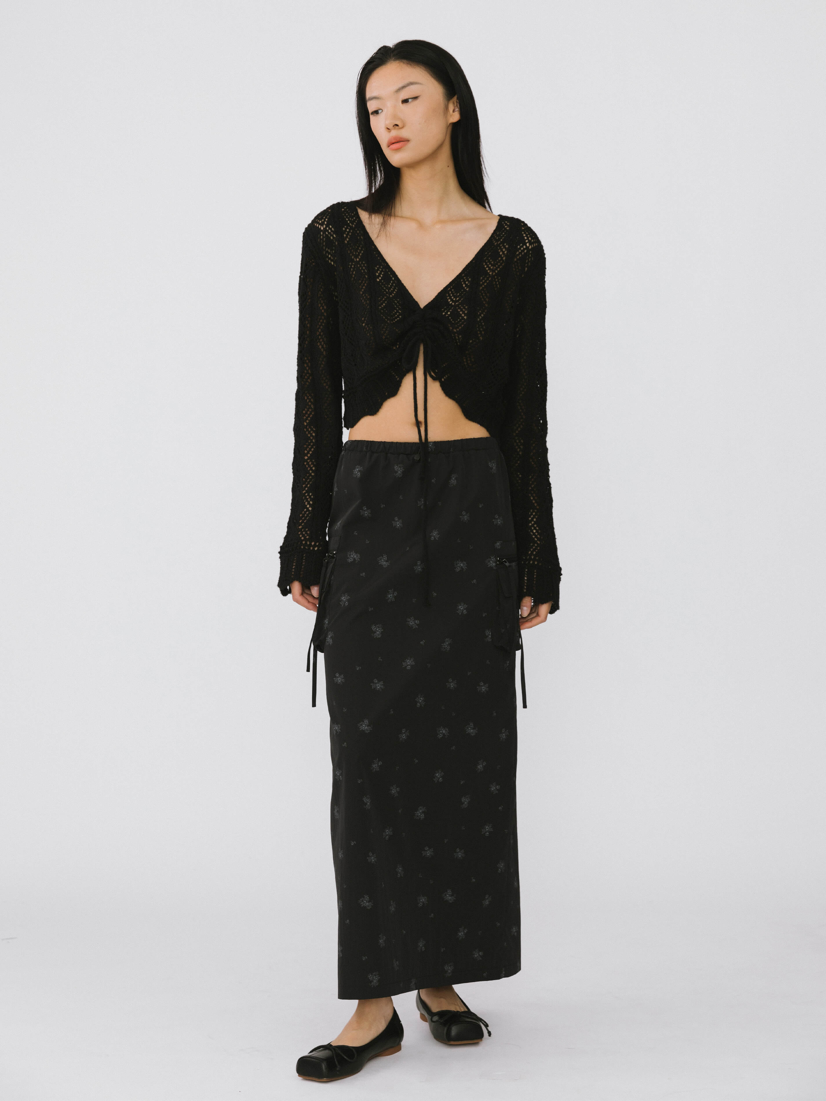Thin Knit V-Neck Drawstring Top-9