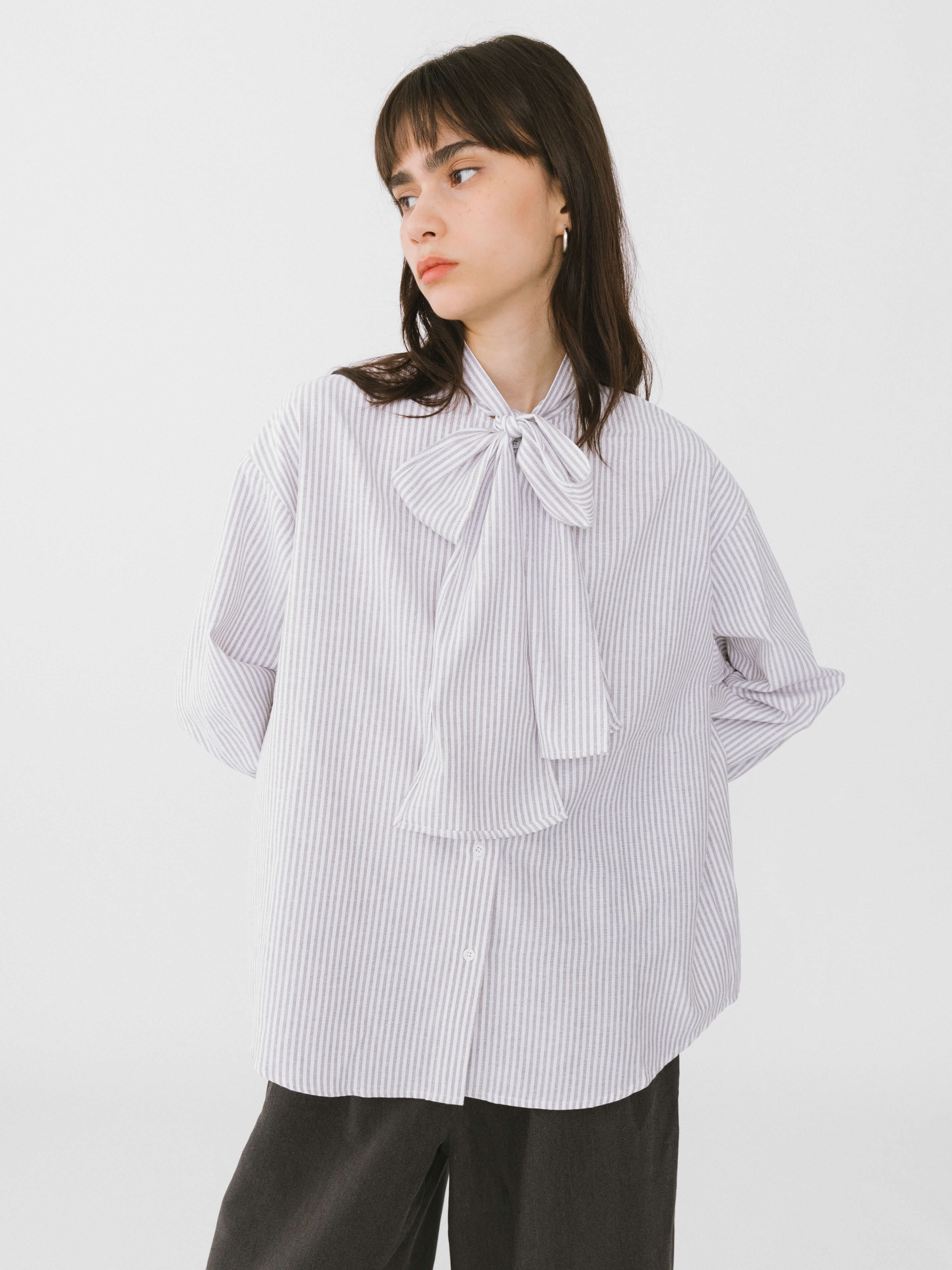 Pinstripe Long Sleeves Shirt with Tie Down Collar-10