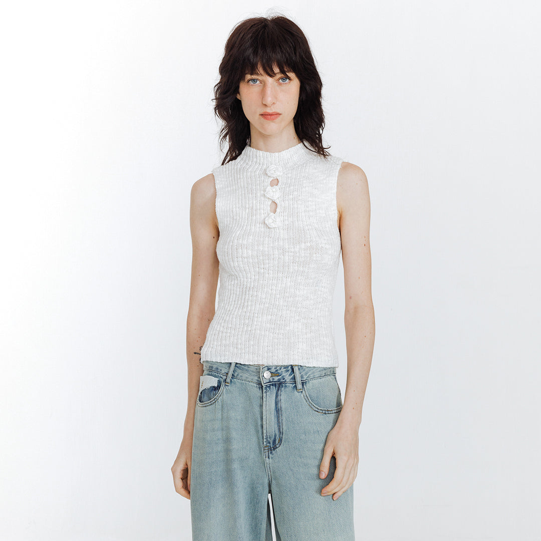 Flower 3D Sleeveless Knit Top-4
