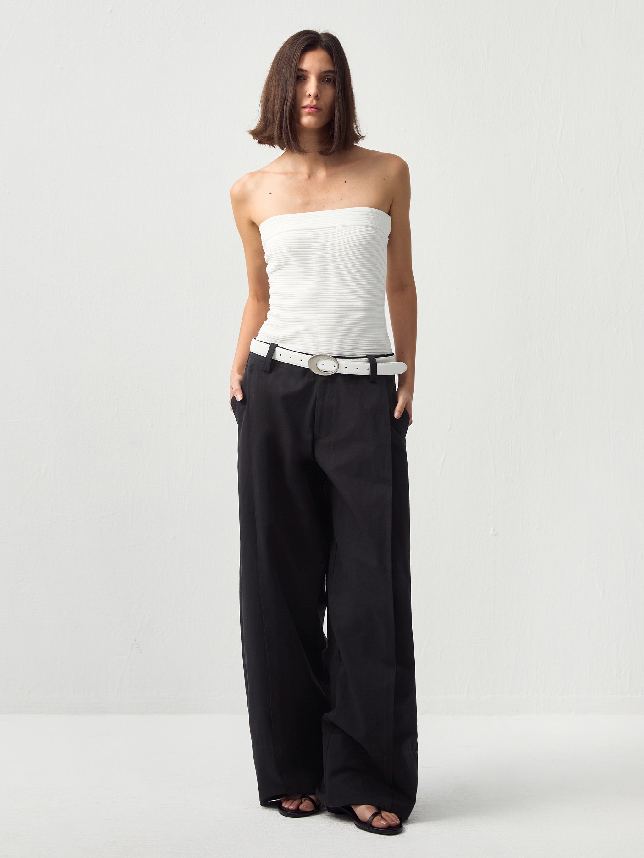 Sculpted Textured Fitted Knit Top-8