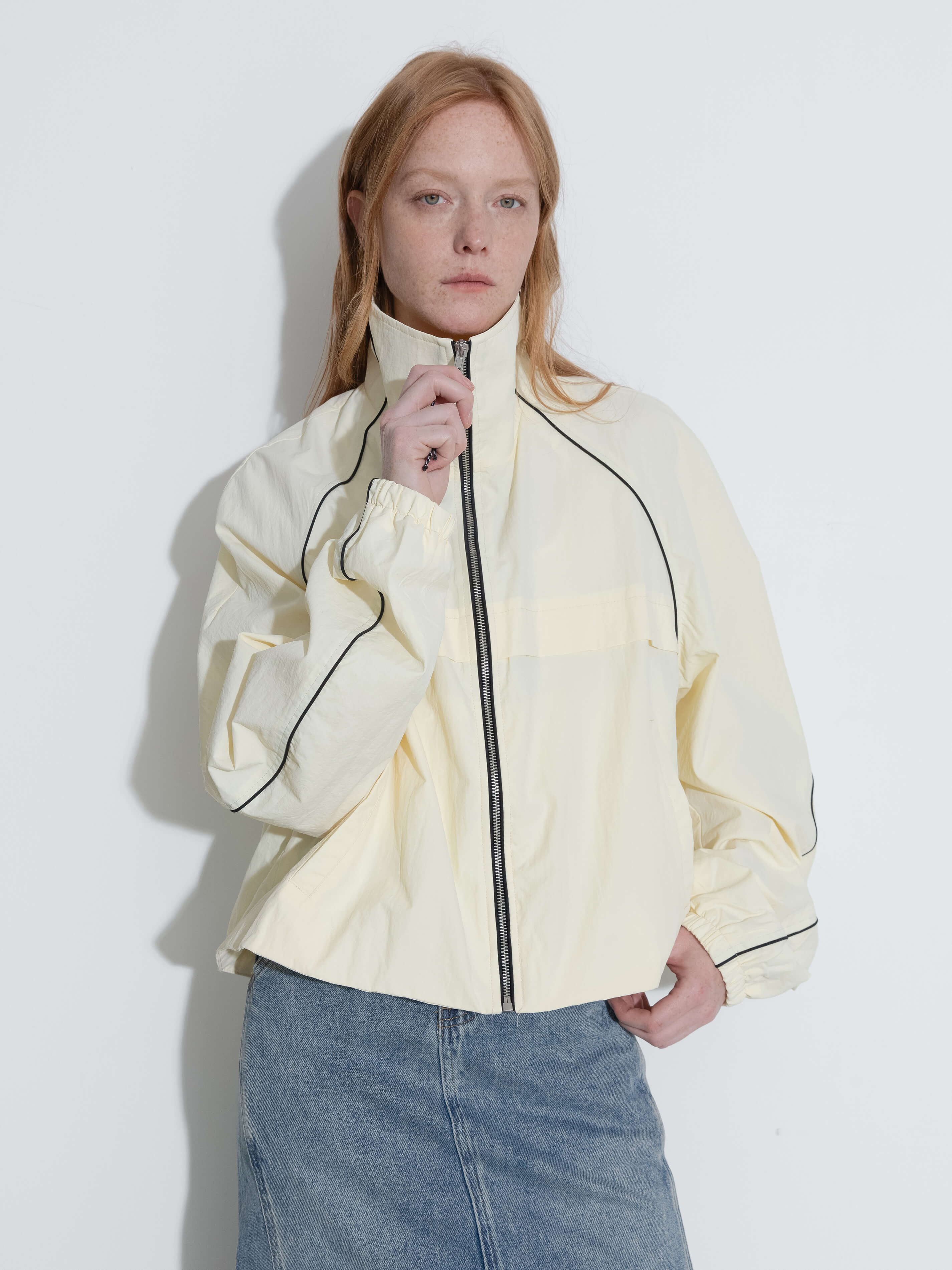 Color-Block Zipper Short Jacket-8