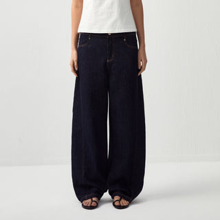 CUBIC Curved Ribbon Jeans