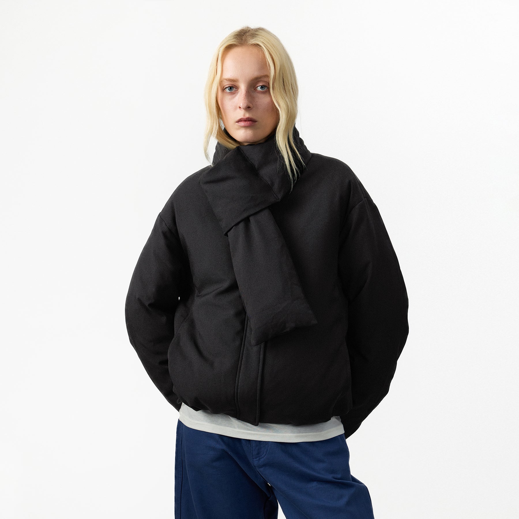CUBIC Detachable Scarf Puffer Down Jacket-9