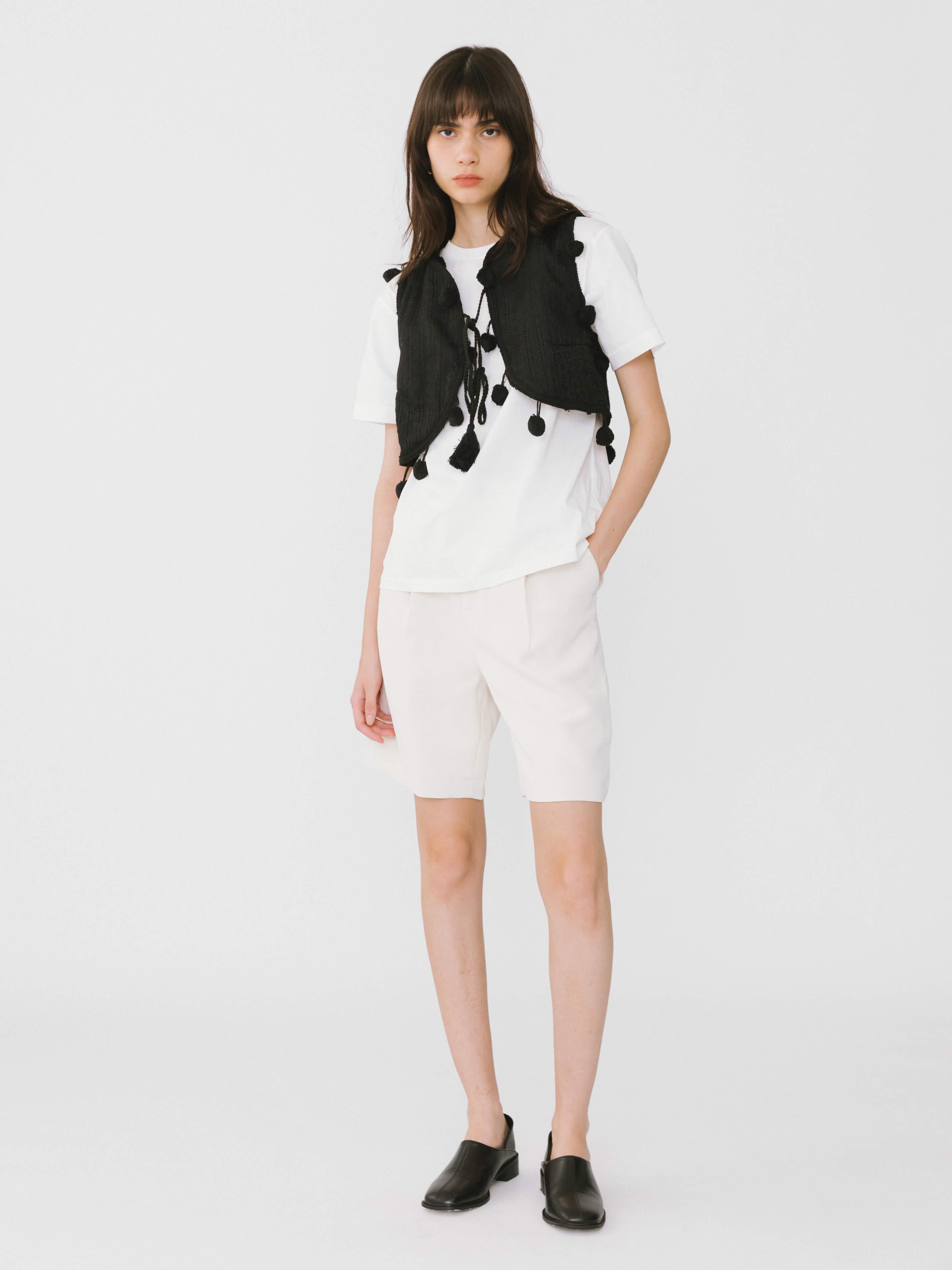 Asymmetric Cut Out Tailored Shorts-9