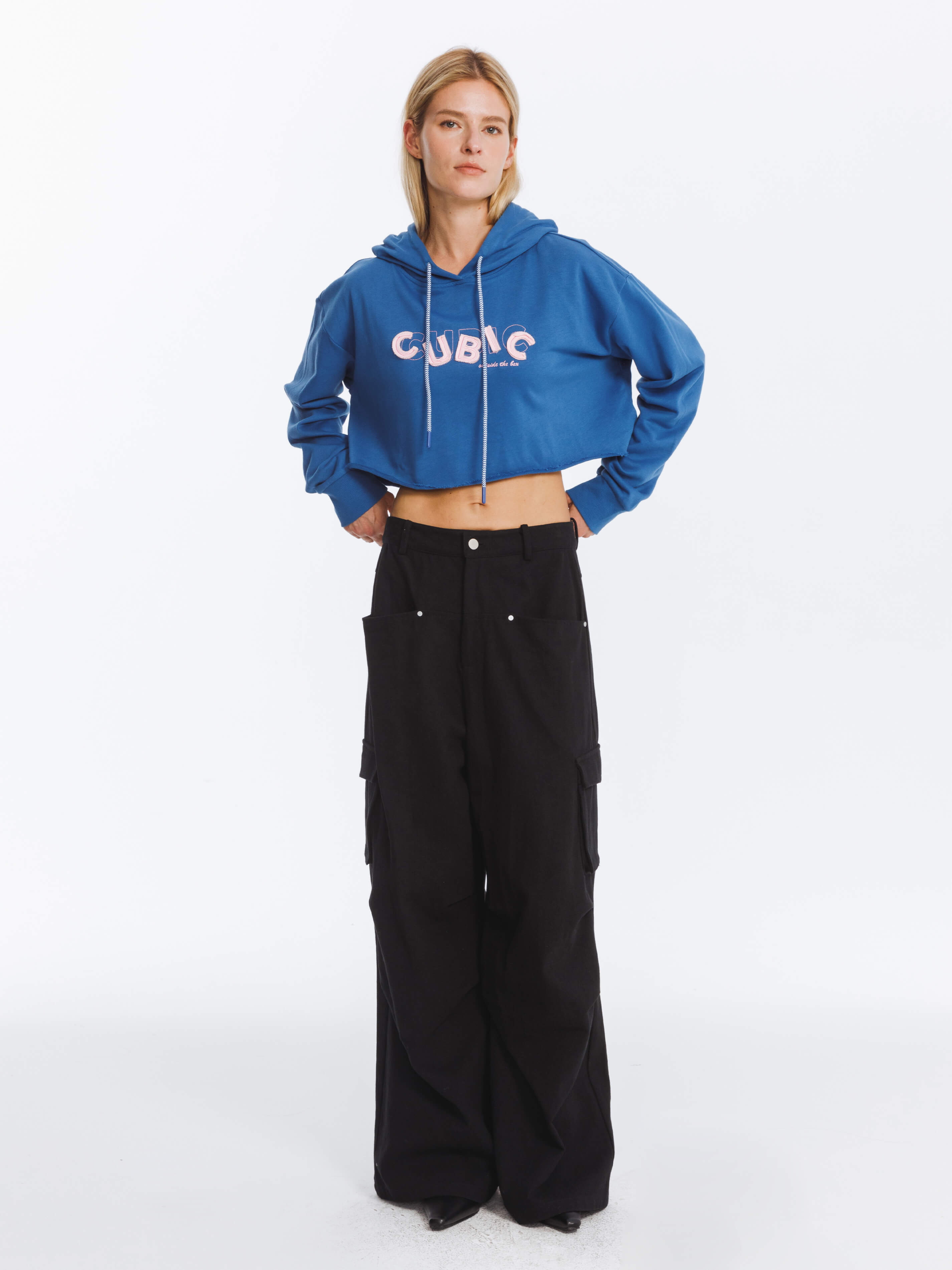 CUBIC Print Hooded Cropped Sweatshirt-10