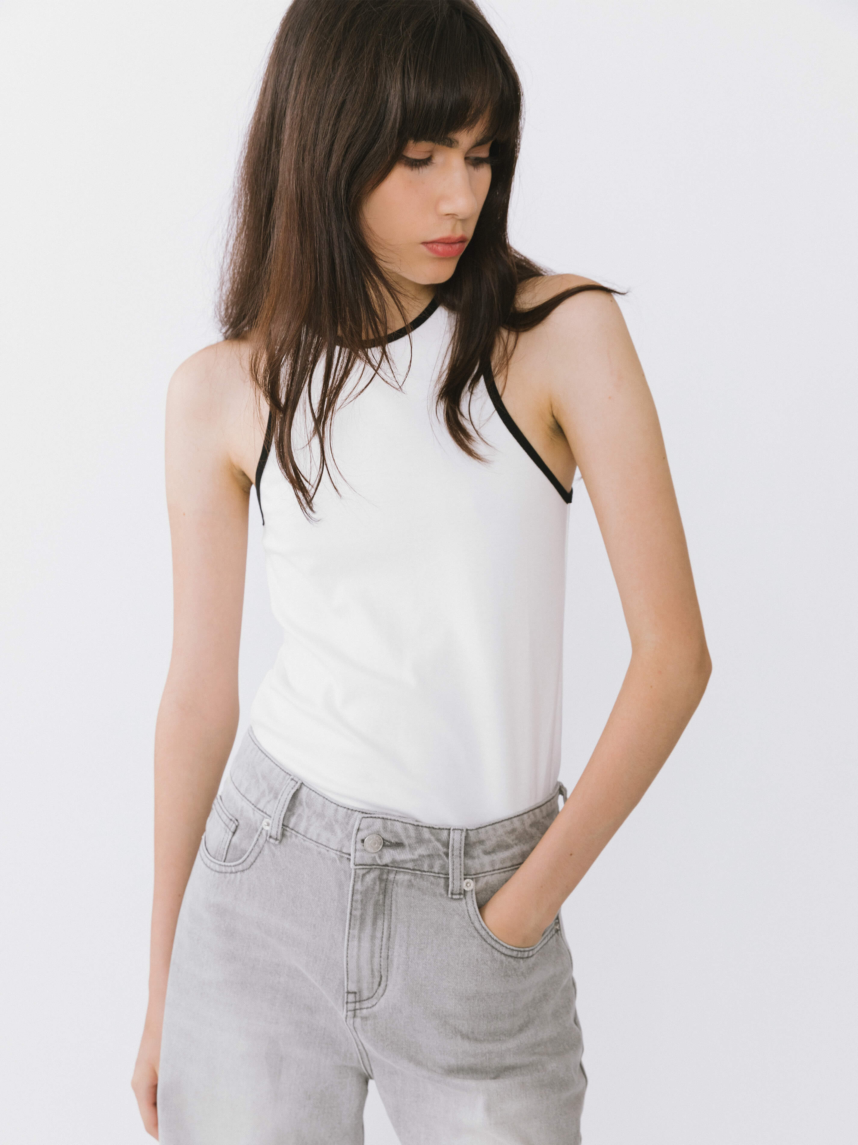 Contrast Cutaway Tank Top-9
