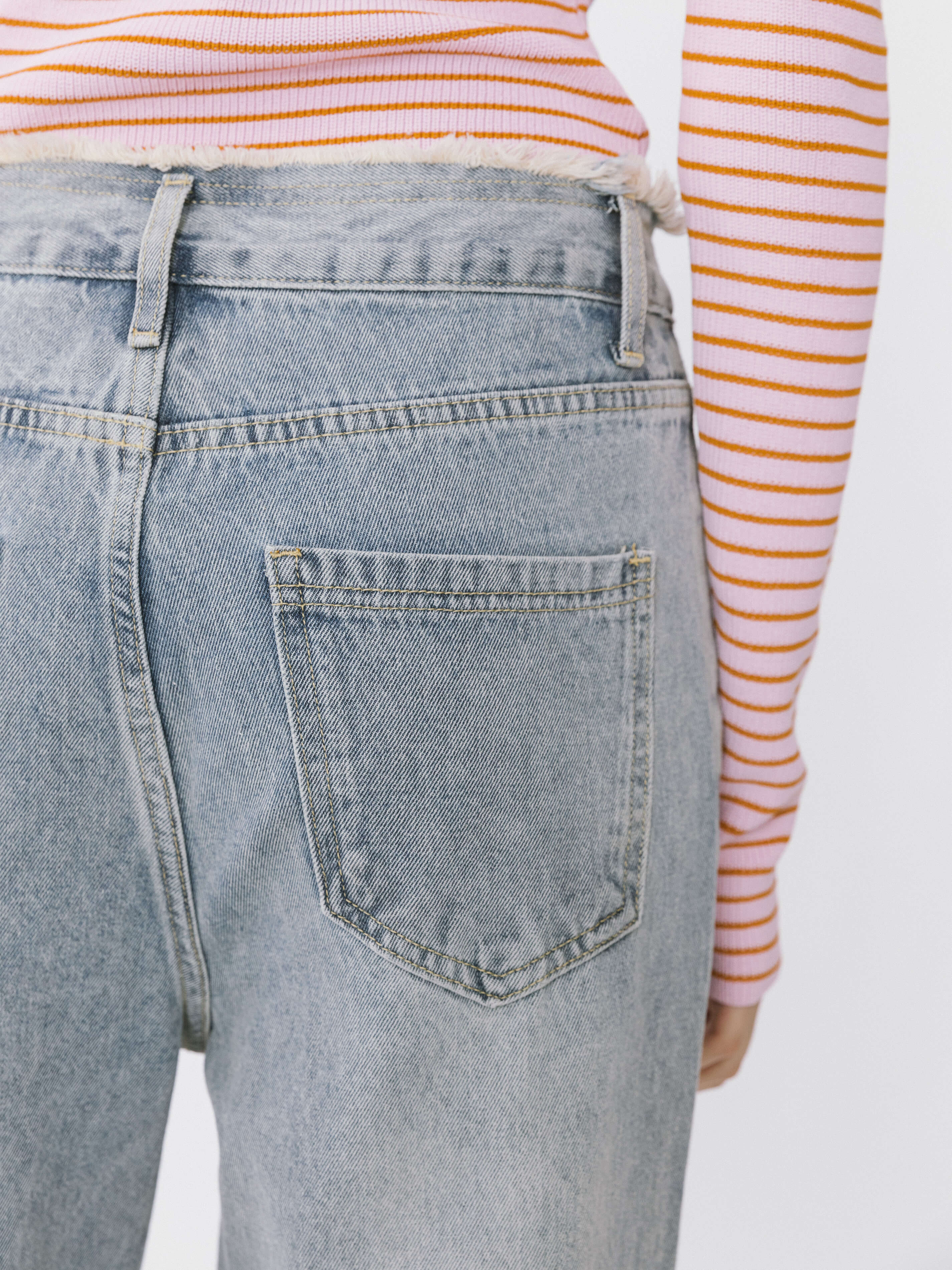 Raw Edge Wide Leg Jeans-9