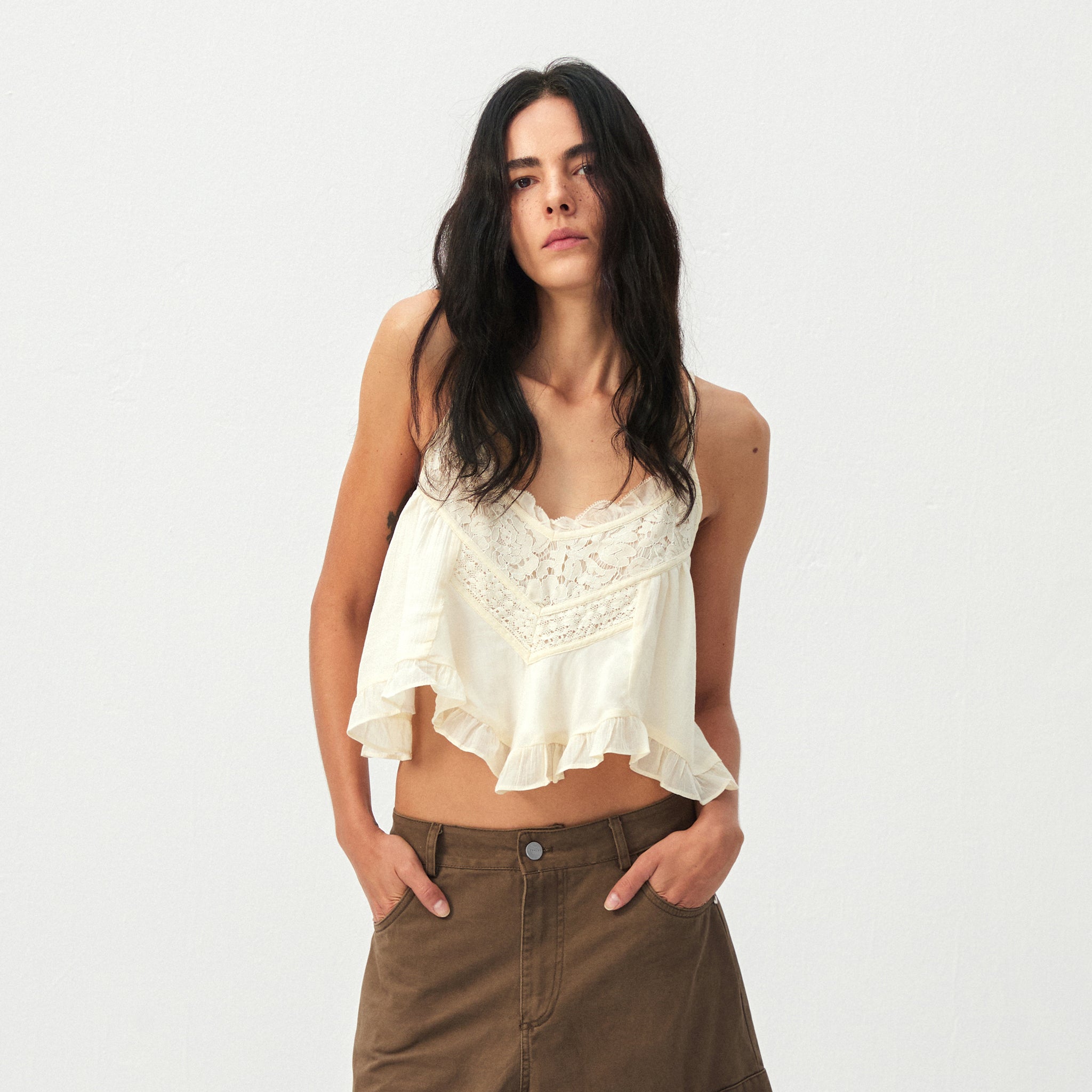 CUBIC Lyocell Lace Ruffled Camisole-9