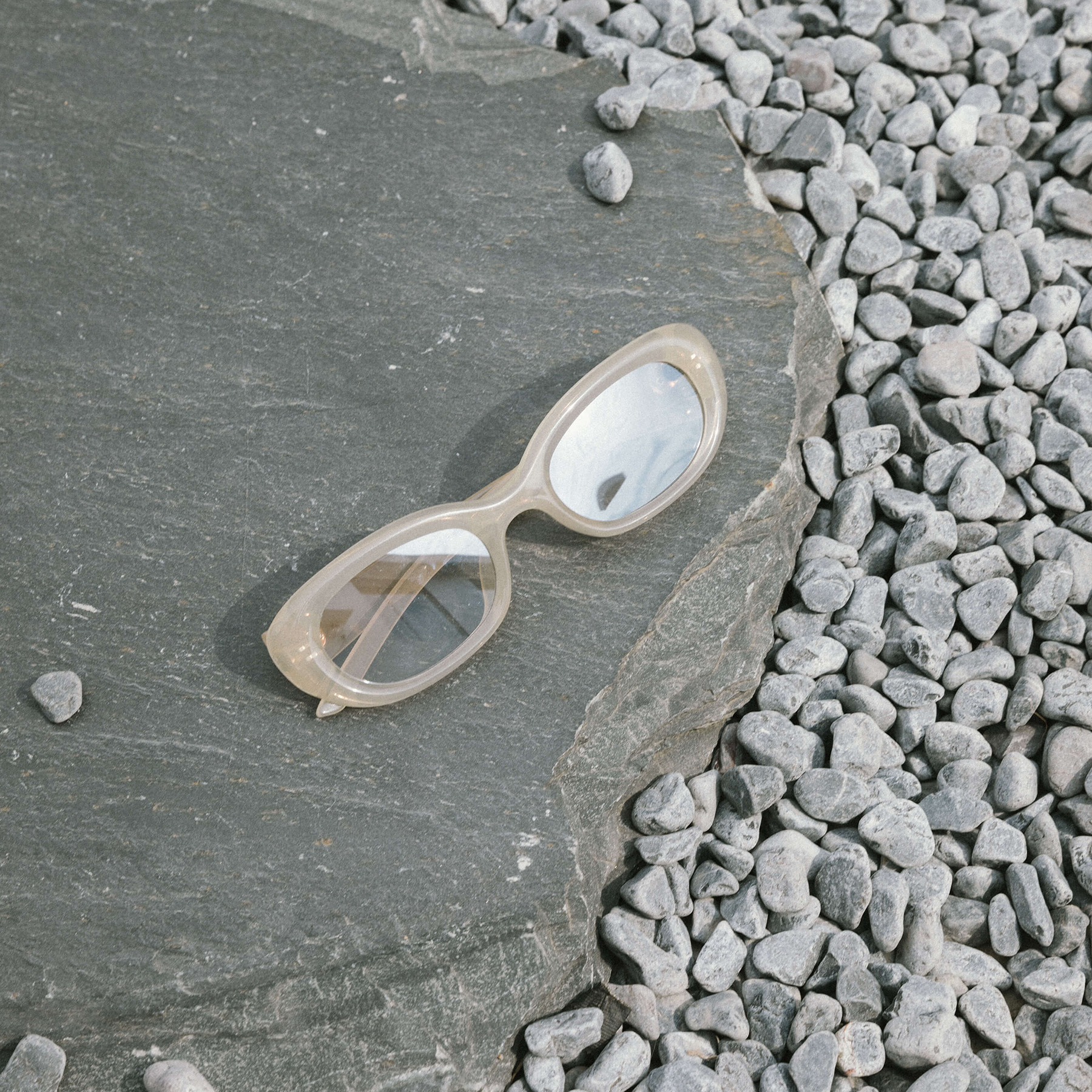 Cat-Eye Sunglasses-23