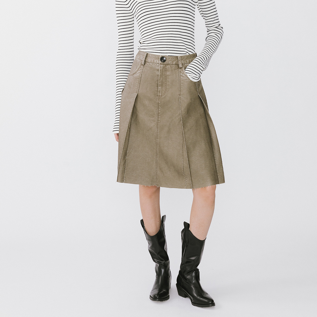 Raw Edge Pleated A-line Skirt-3