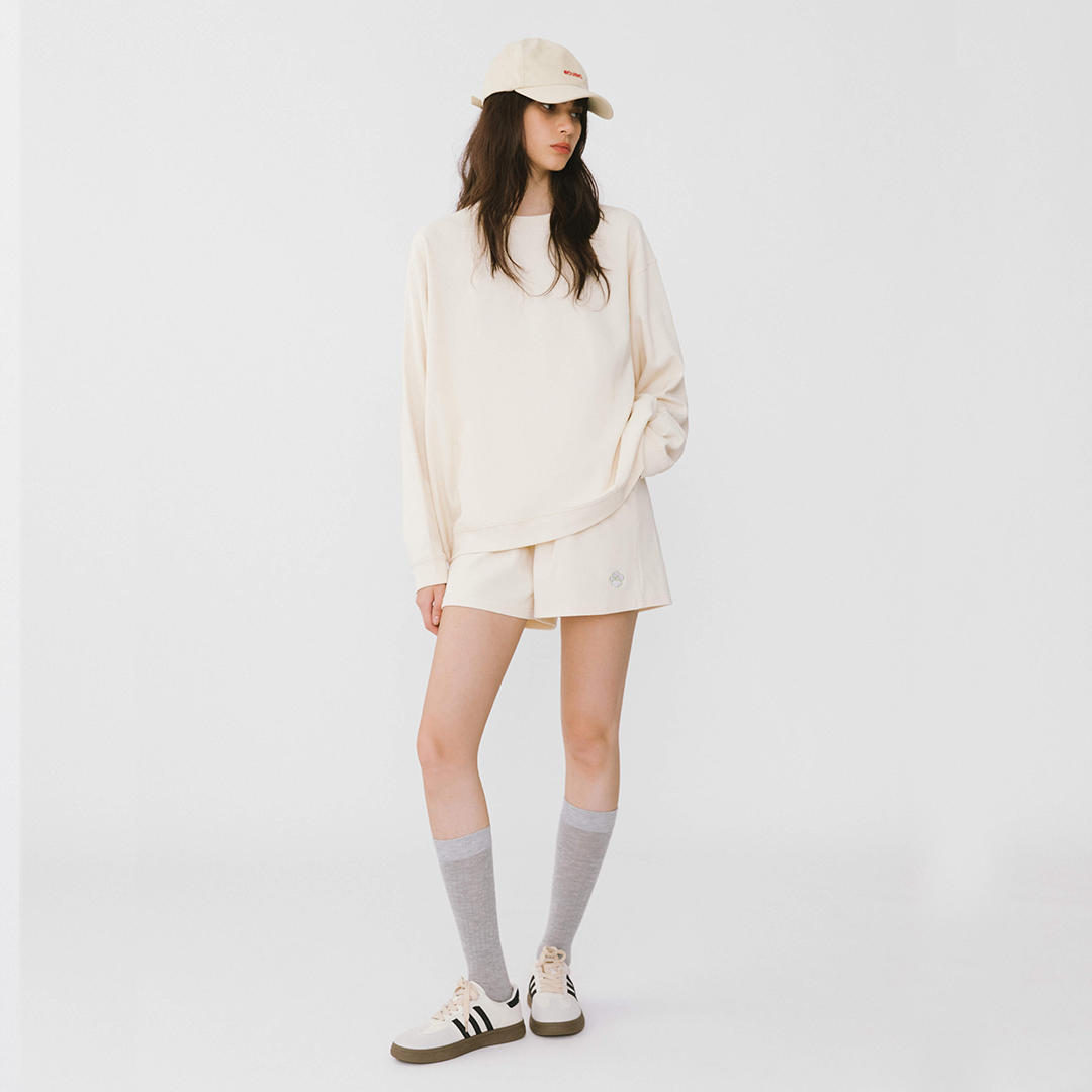 Oversized Long Sleeve T-Shirt and Matching Shorts-20