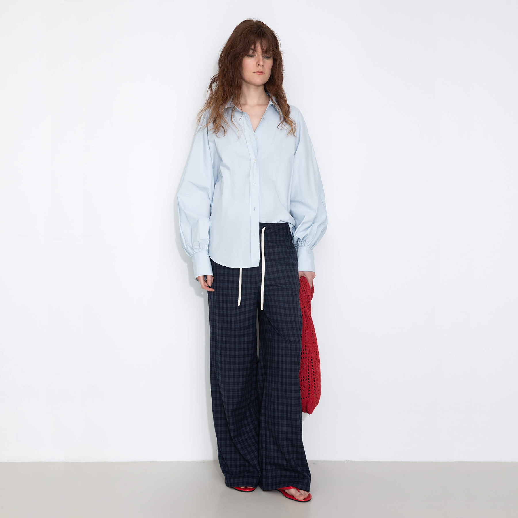 100% Cotton Oversized Balloon Sleeve Backless Tie Shirt-14