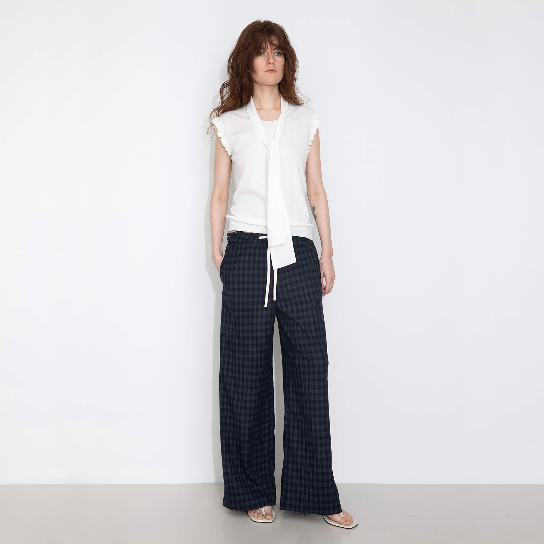 Ruffled Sleeve Sleeveless Knit Top with Attached Scarf-14