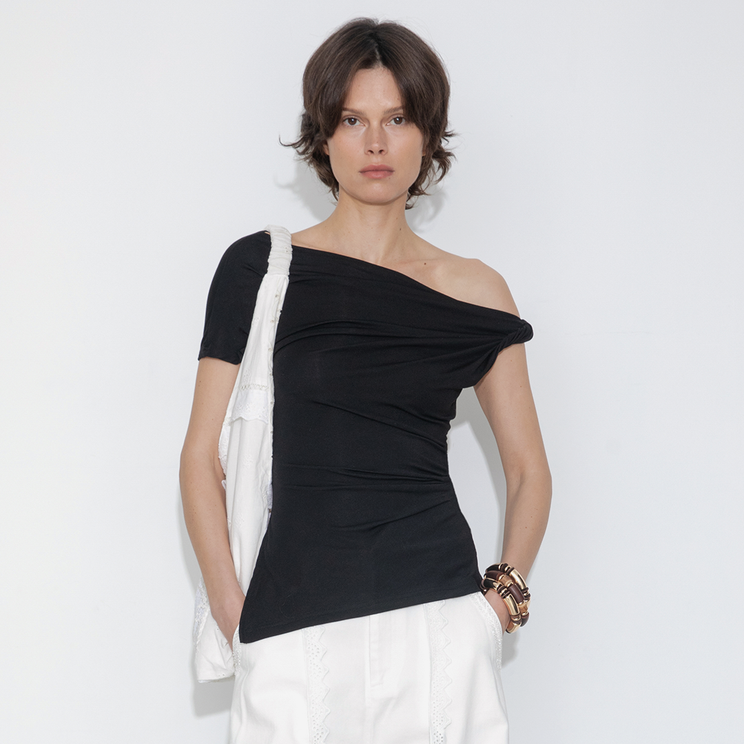 Slim-Fit One-Shoulder T-Shirt-14