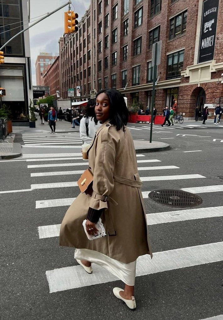 美品 liten cubic trench coat ベージュ Unveiling The Trench Coat: CUBIC's Autumn Gem