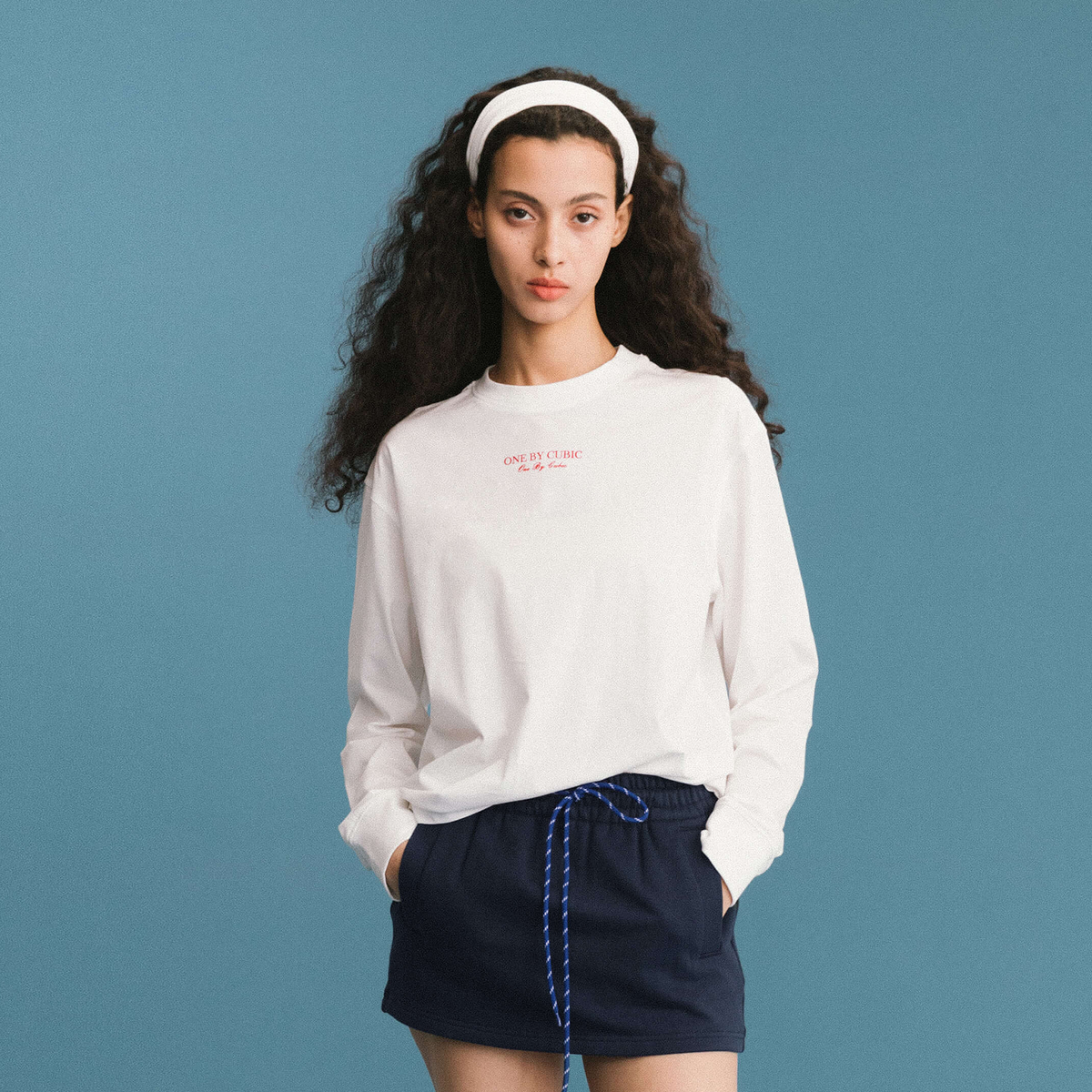 ONE BY CUBIC White Oversized Sweatshirt-3