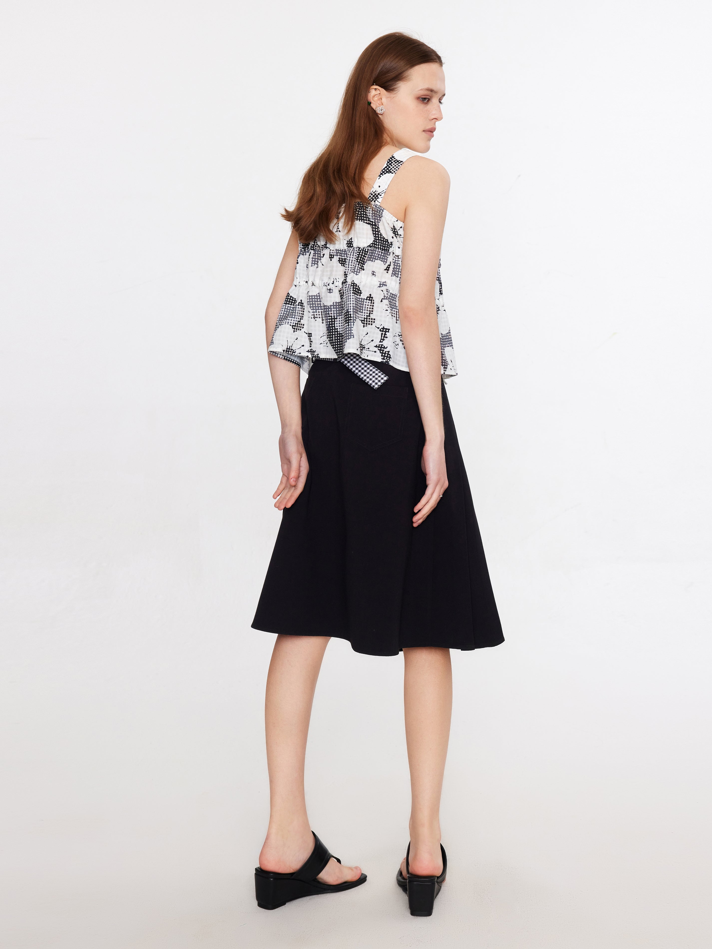Sleeveless Tiered Floral Blouse-14
