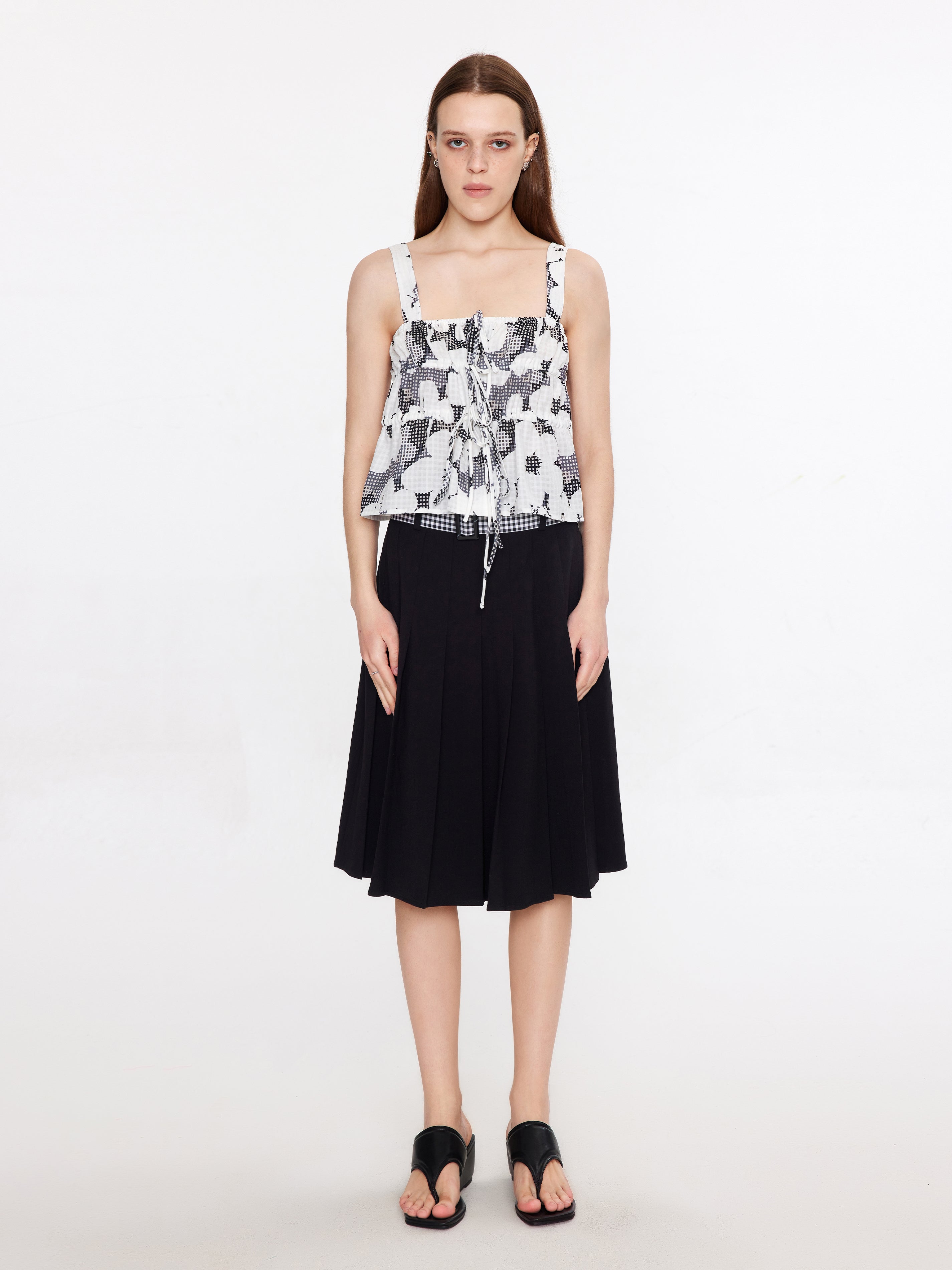 Sleeveless Tiered Floral Blouse-10