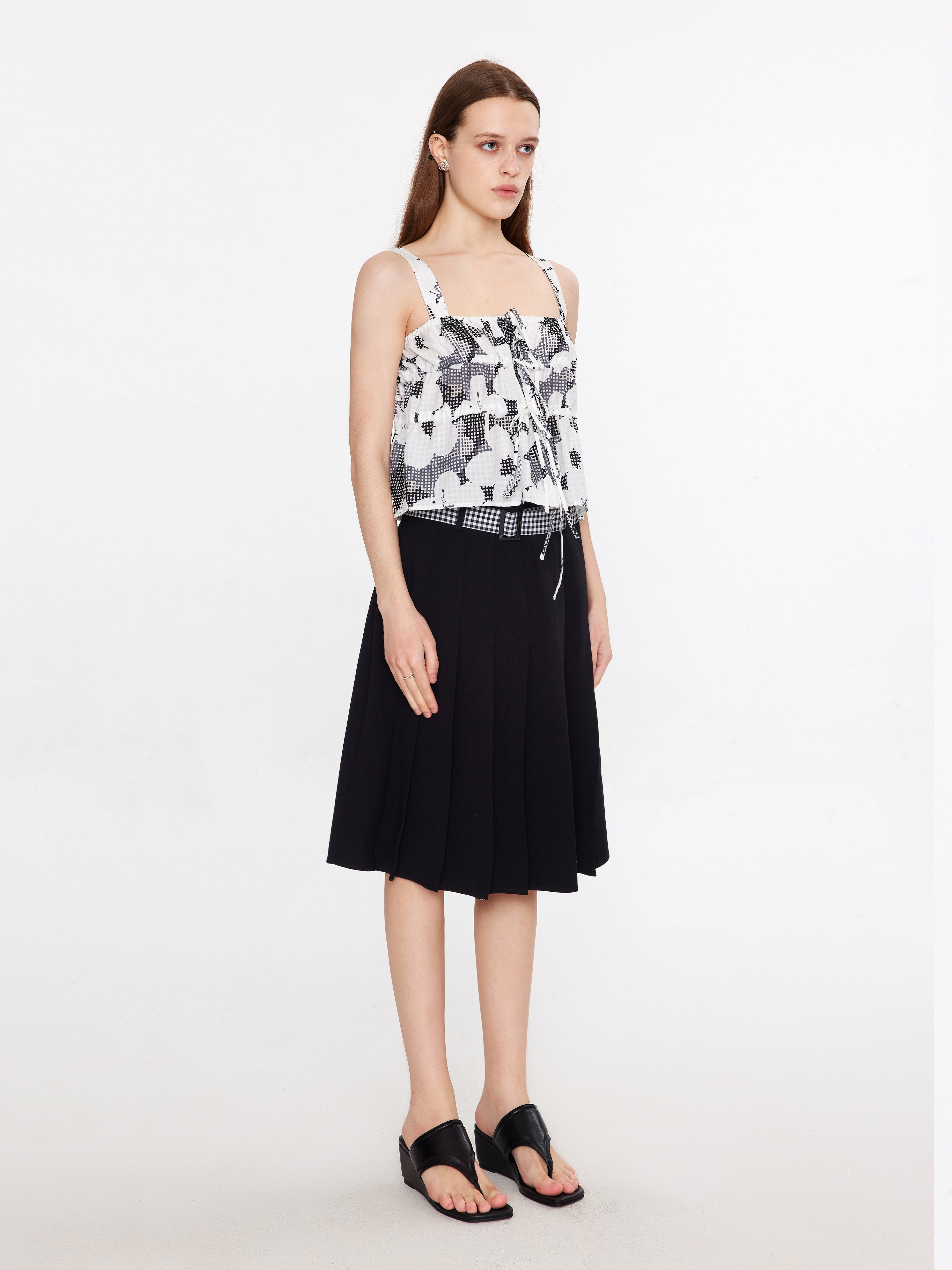Sleeveless Tiered Floral Blouse-12